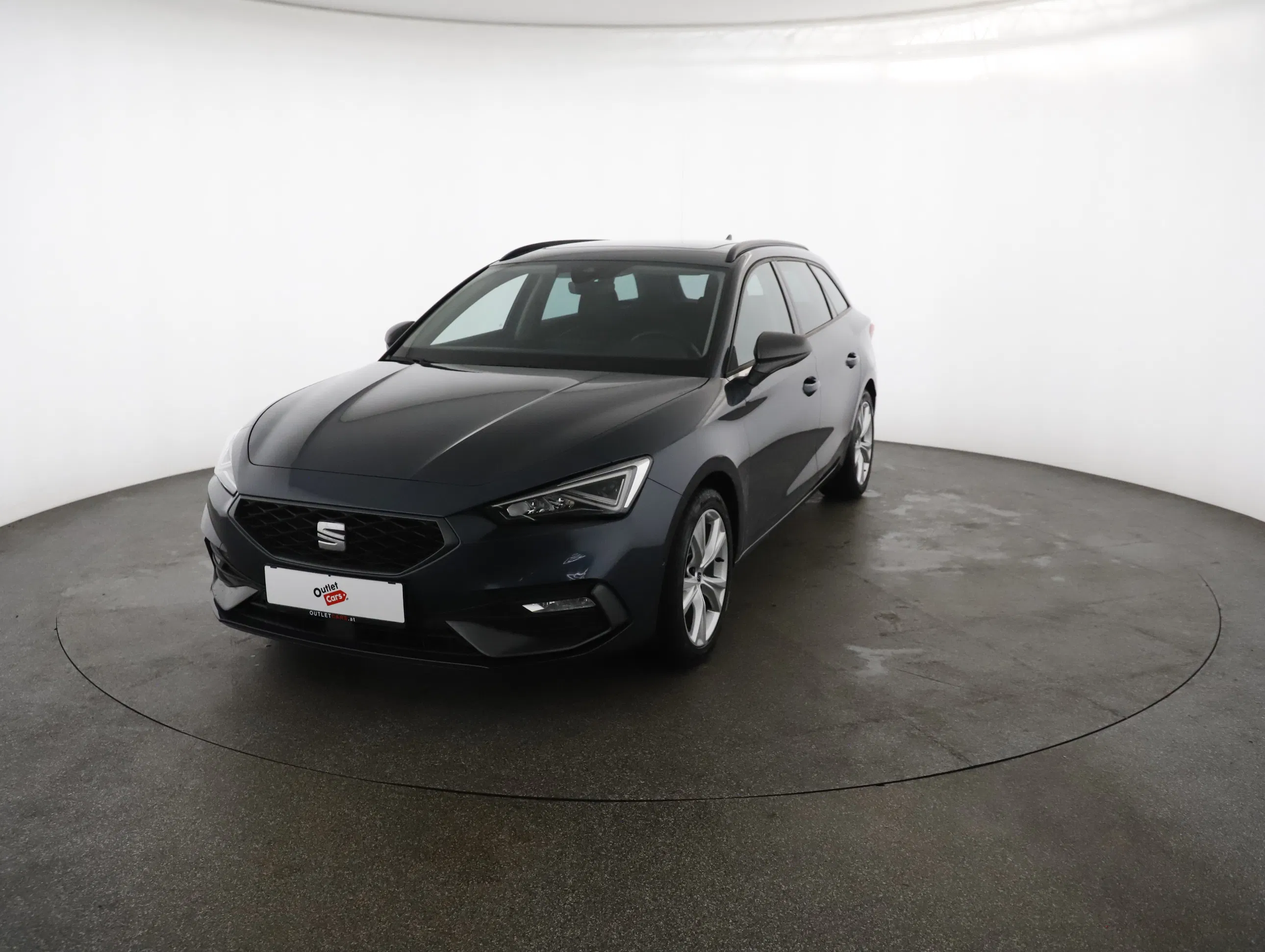 Seat Leon Sportstourer 2.0 TDI FR | Bild 2 von 31