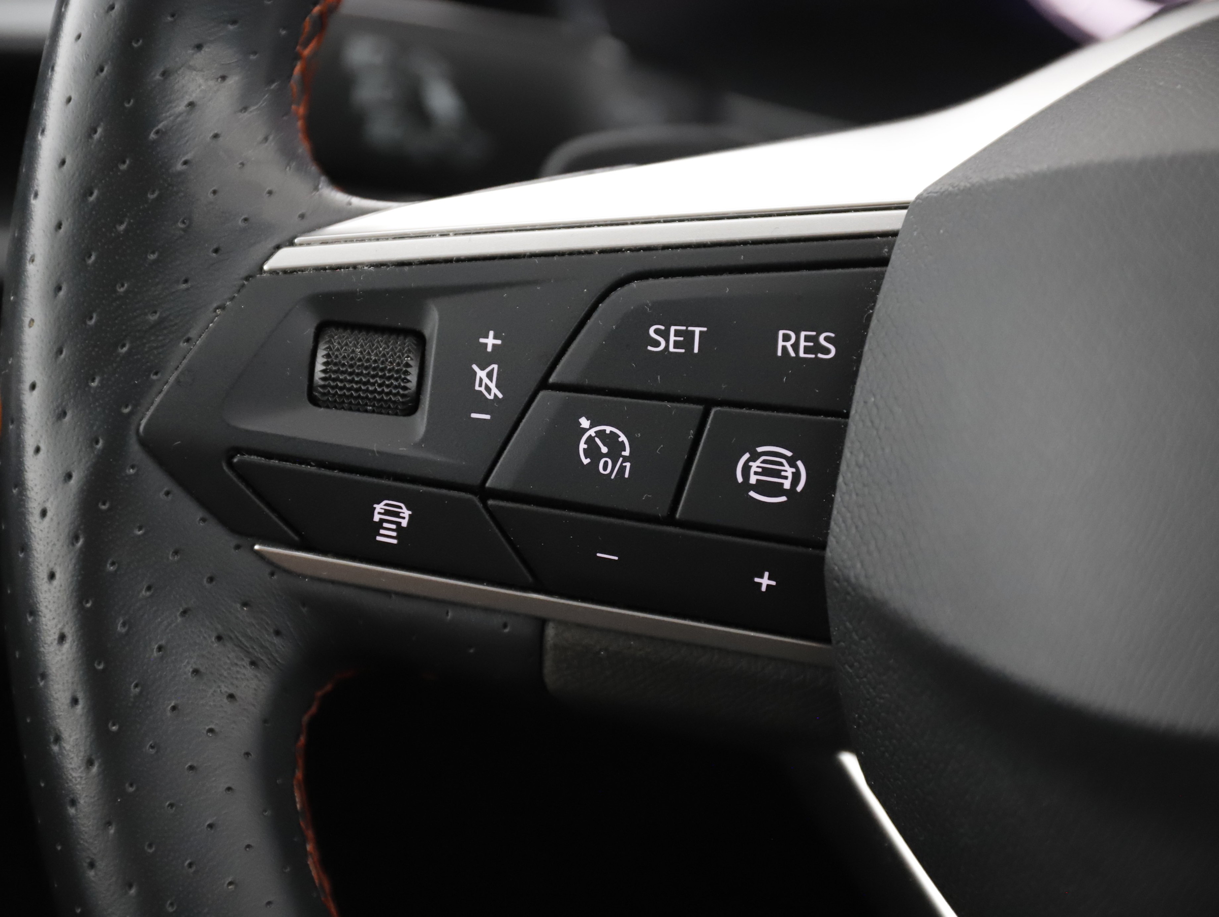 Seat Leon Sportstourer 2.0 TDI FR | Bild 21 von 31