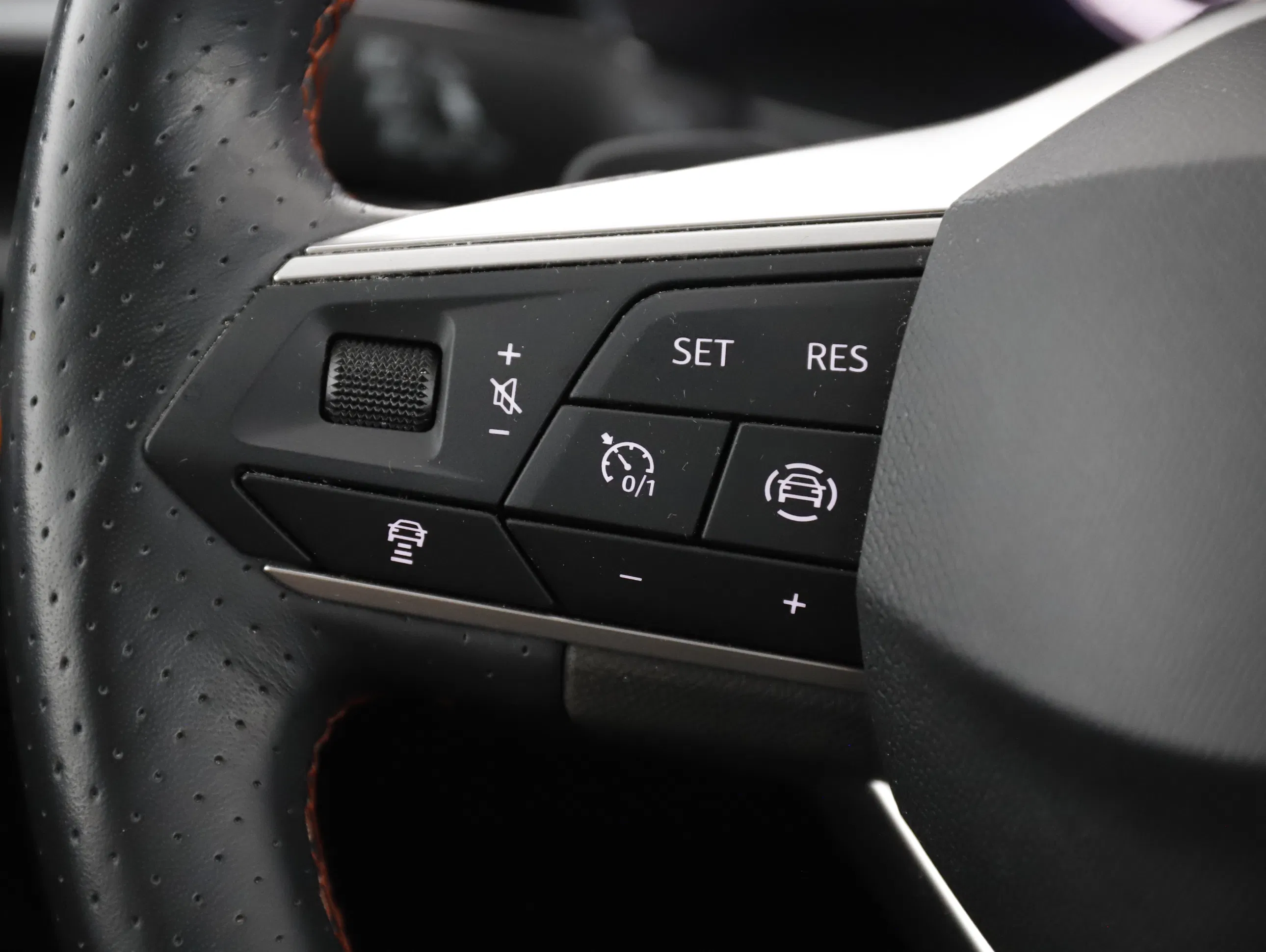 Seat Leon Sportstourer 2.0 TDI FR | Bild 21 von 31