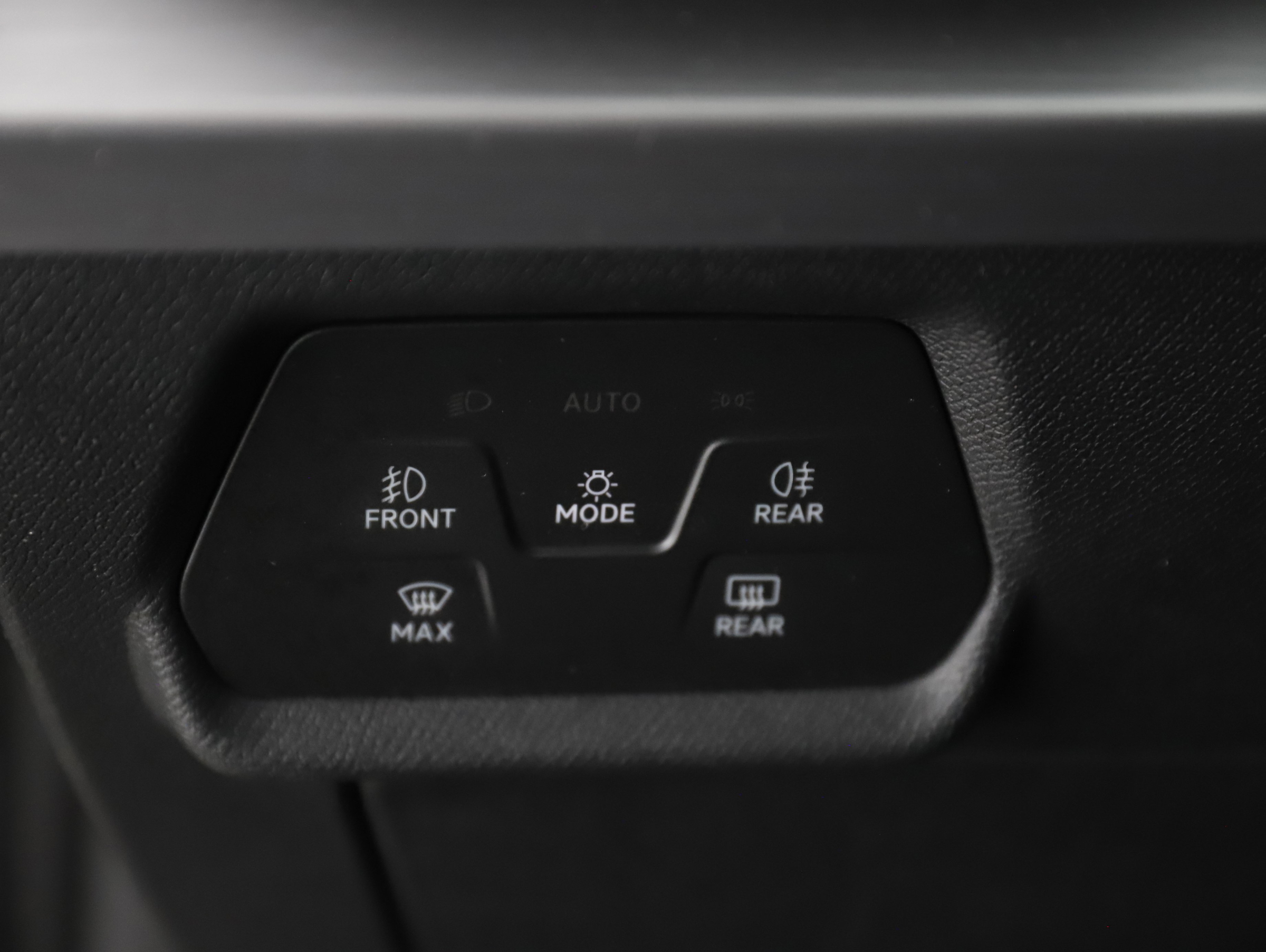 Seat Leon Sportstourer 2.0 TDI FR | Bild 22 von 31