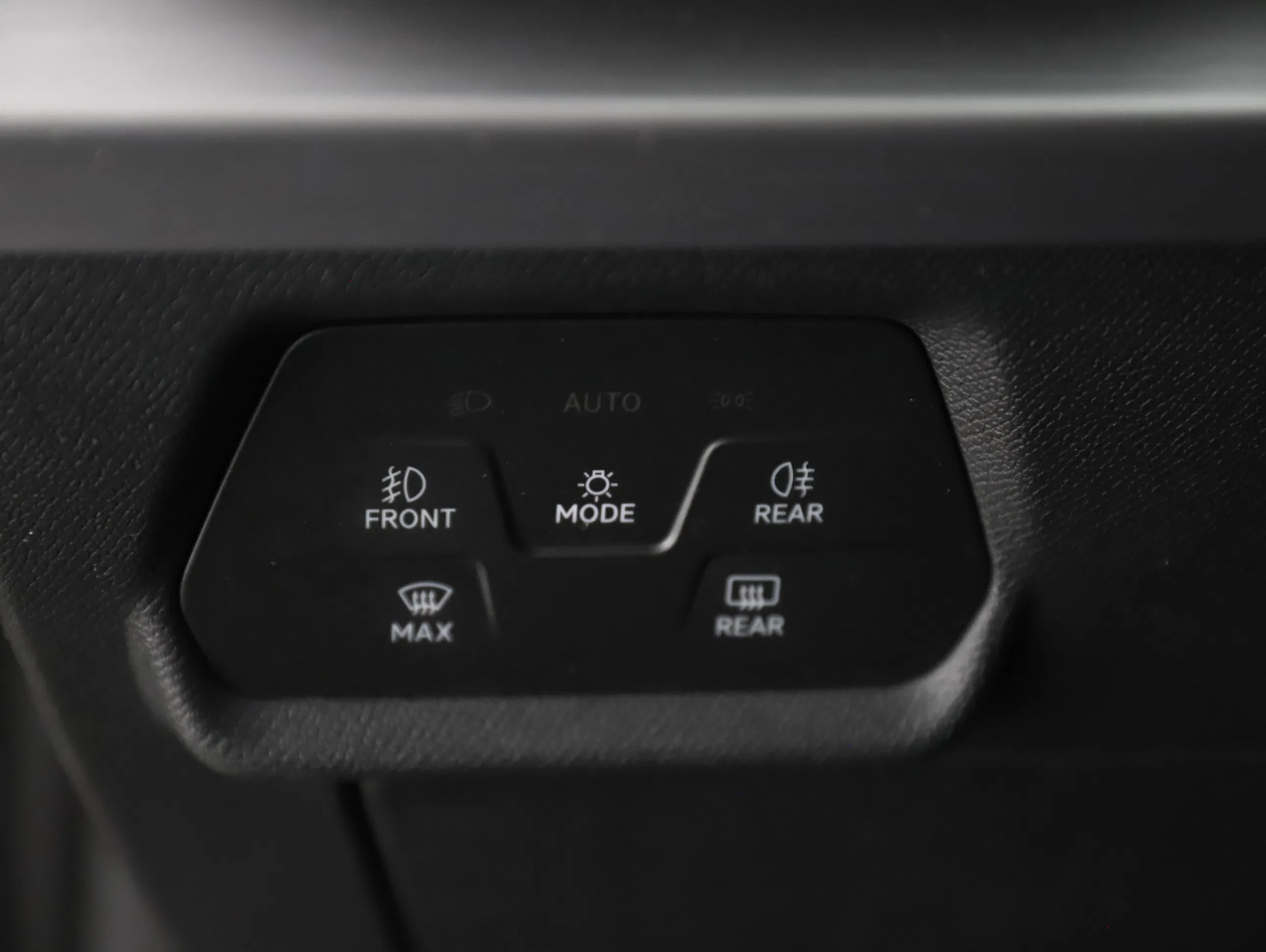 Seat Leon Sportstourer 2.0 TDI FR | Bild 22 von 31