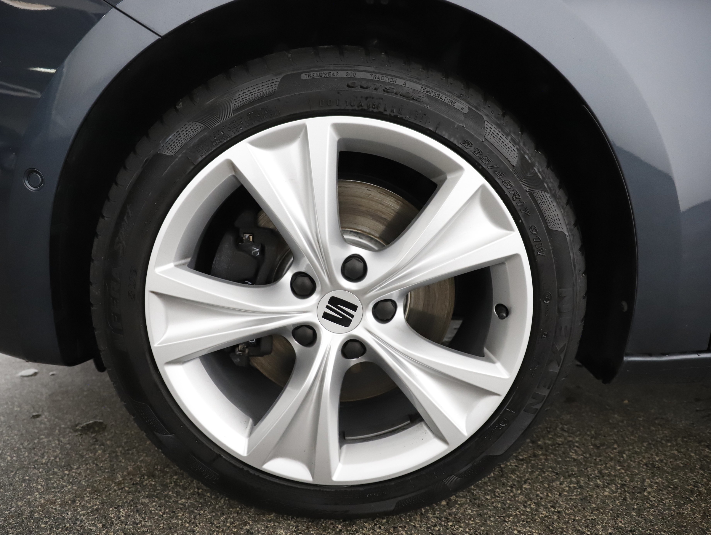 Seat Leon Sportstourer 2.0 TDI FR | Bild 25 von 31