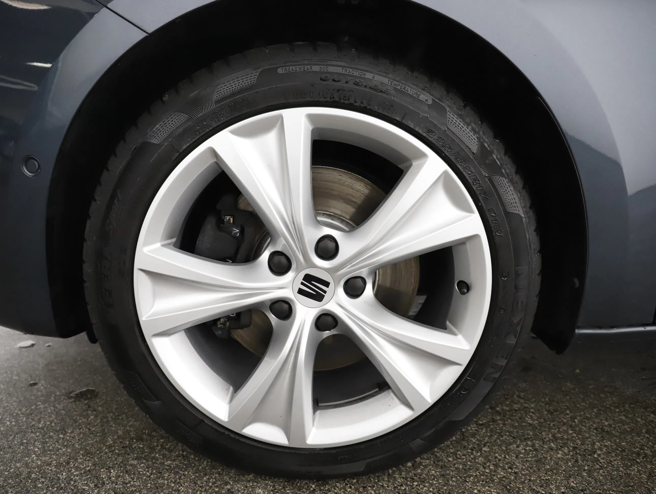 Seat Leon Sportstourer 2.0 TDI FR | Bild 25 von 31