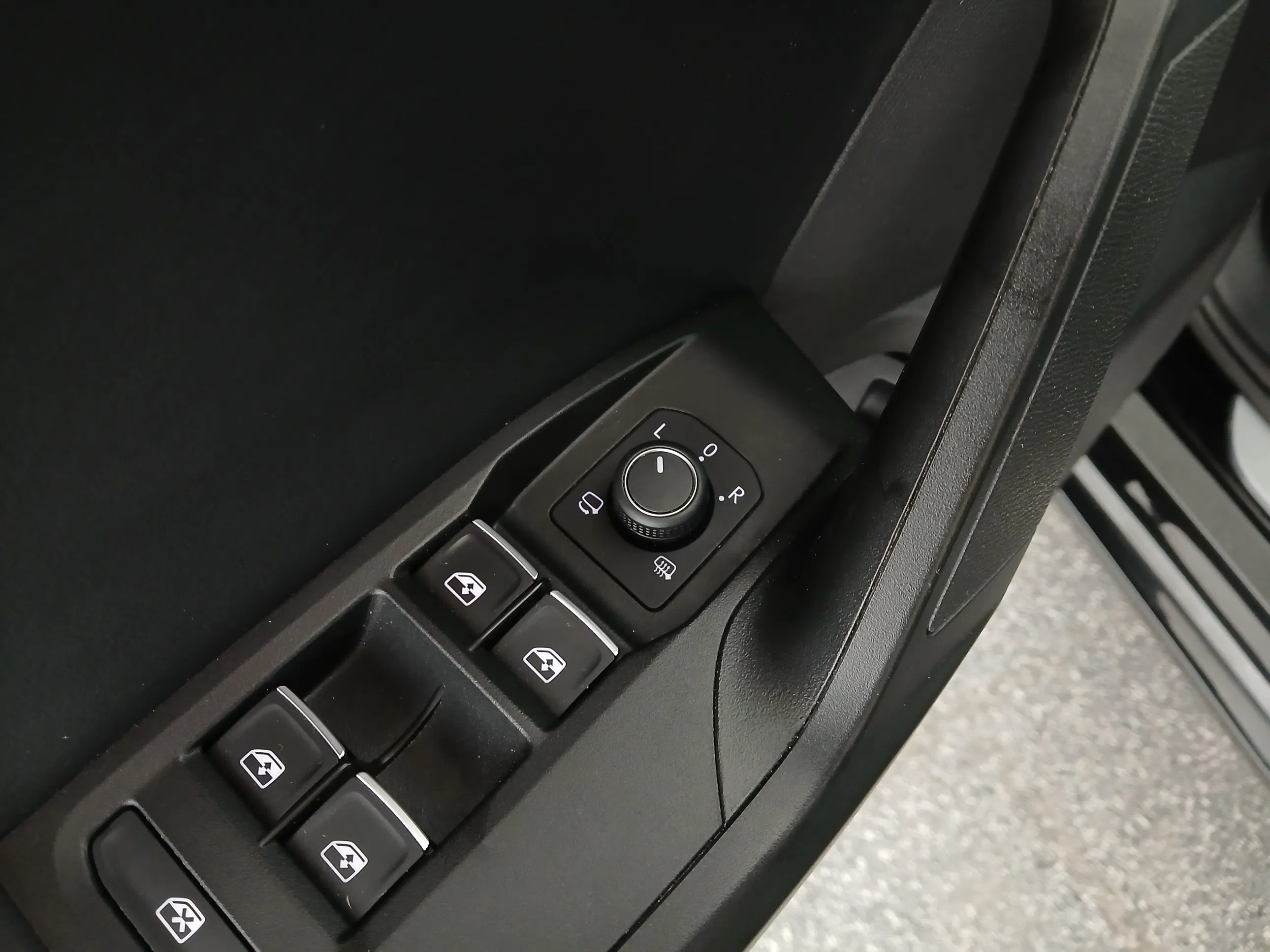 Seat Leon Sportstourer 2.0 TDI 4Drive FR | Bild 12 von 31