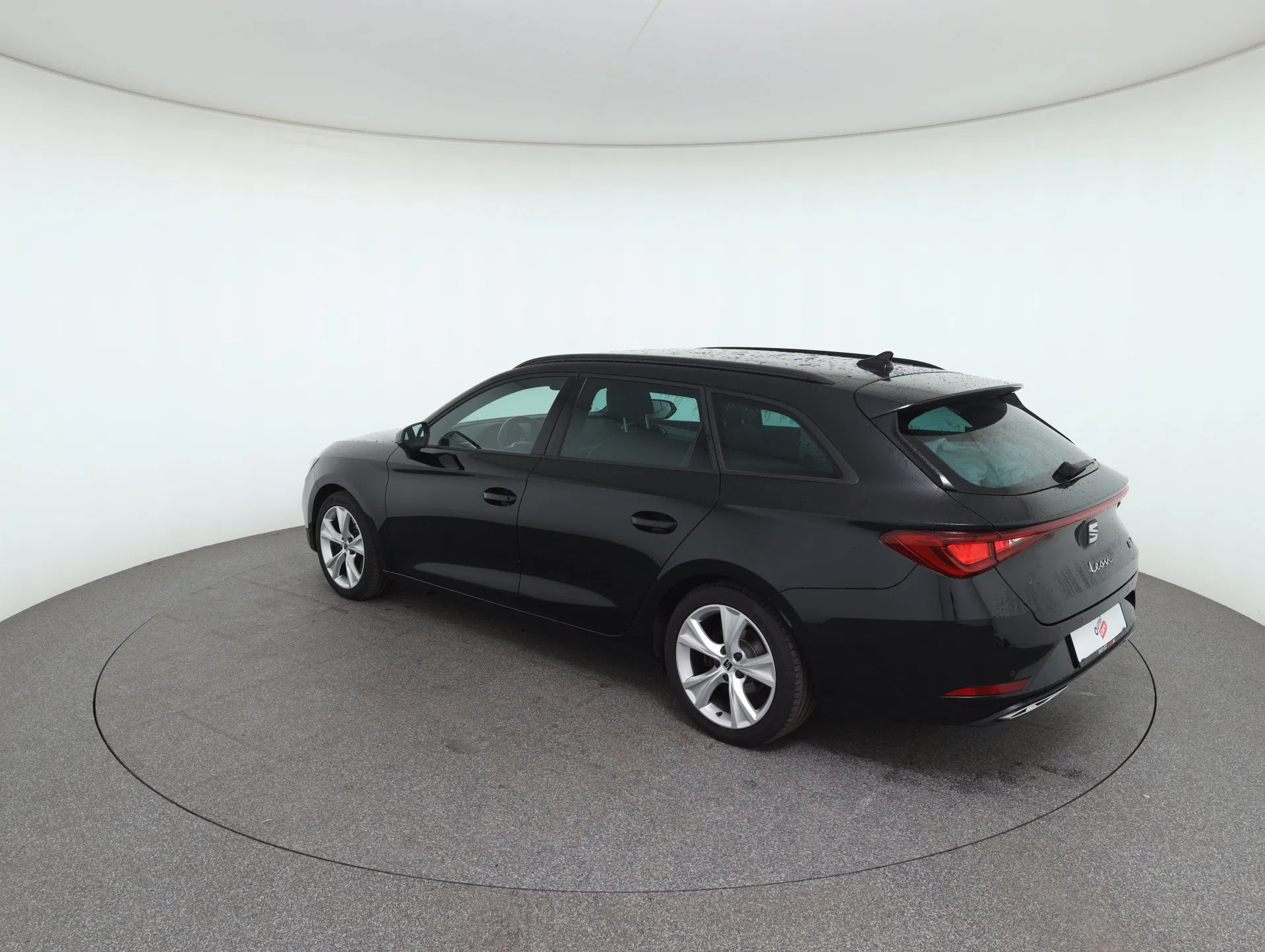 Seat Leon Sportstourer 2.0 TDI 4Drive FR | Bild 8 von 31