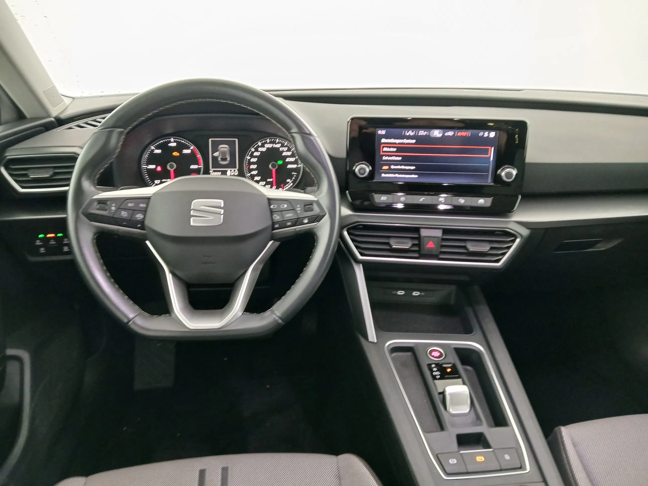 Seat Leon Sportstourer 2.0 TDI Style | Bild 15 von 30