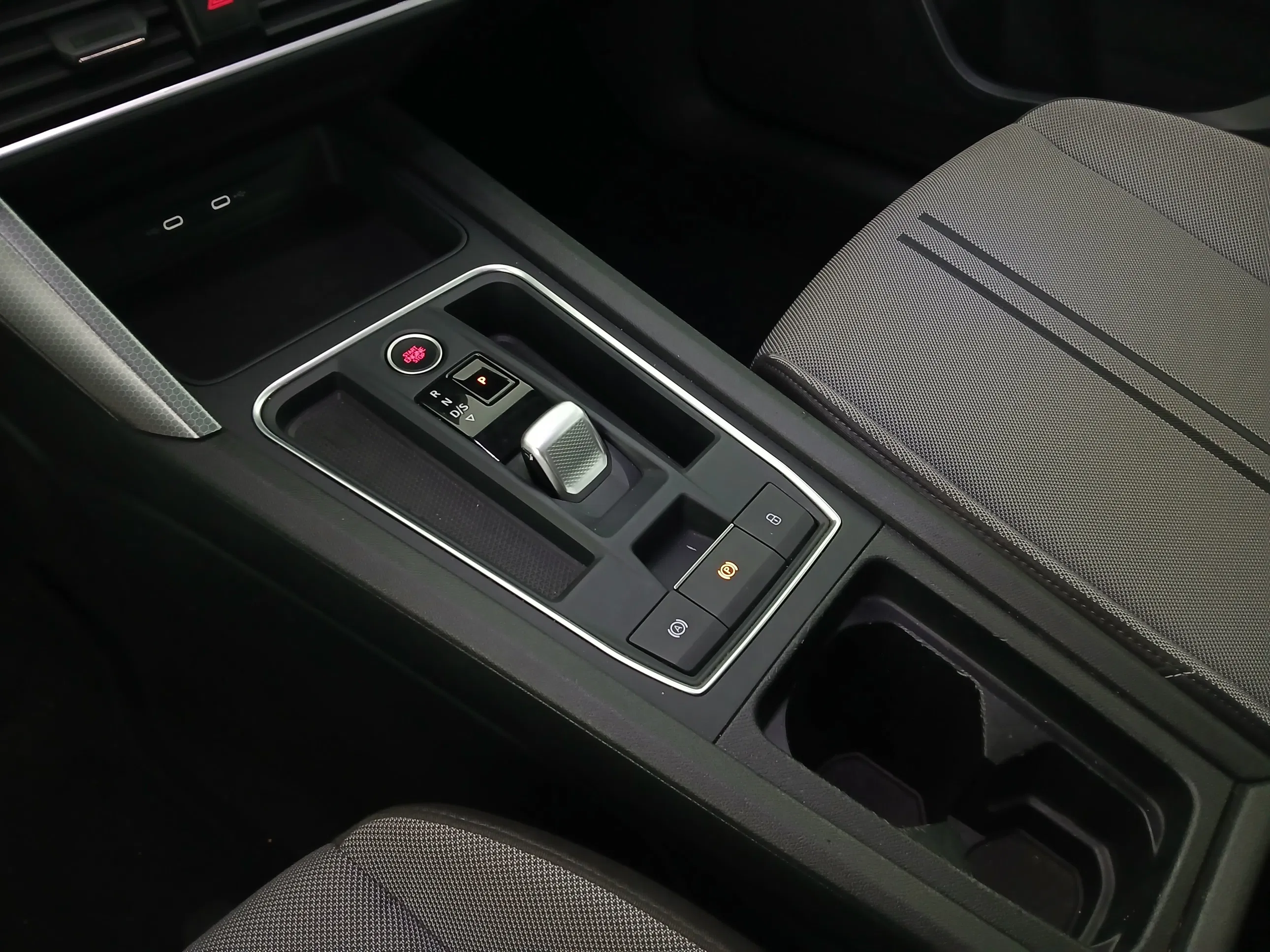 Seat Leon Sportstourer 2.0 TDI Style | Bild 24 von 30