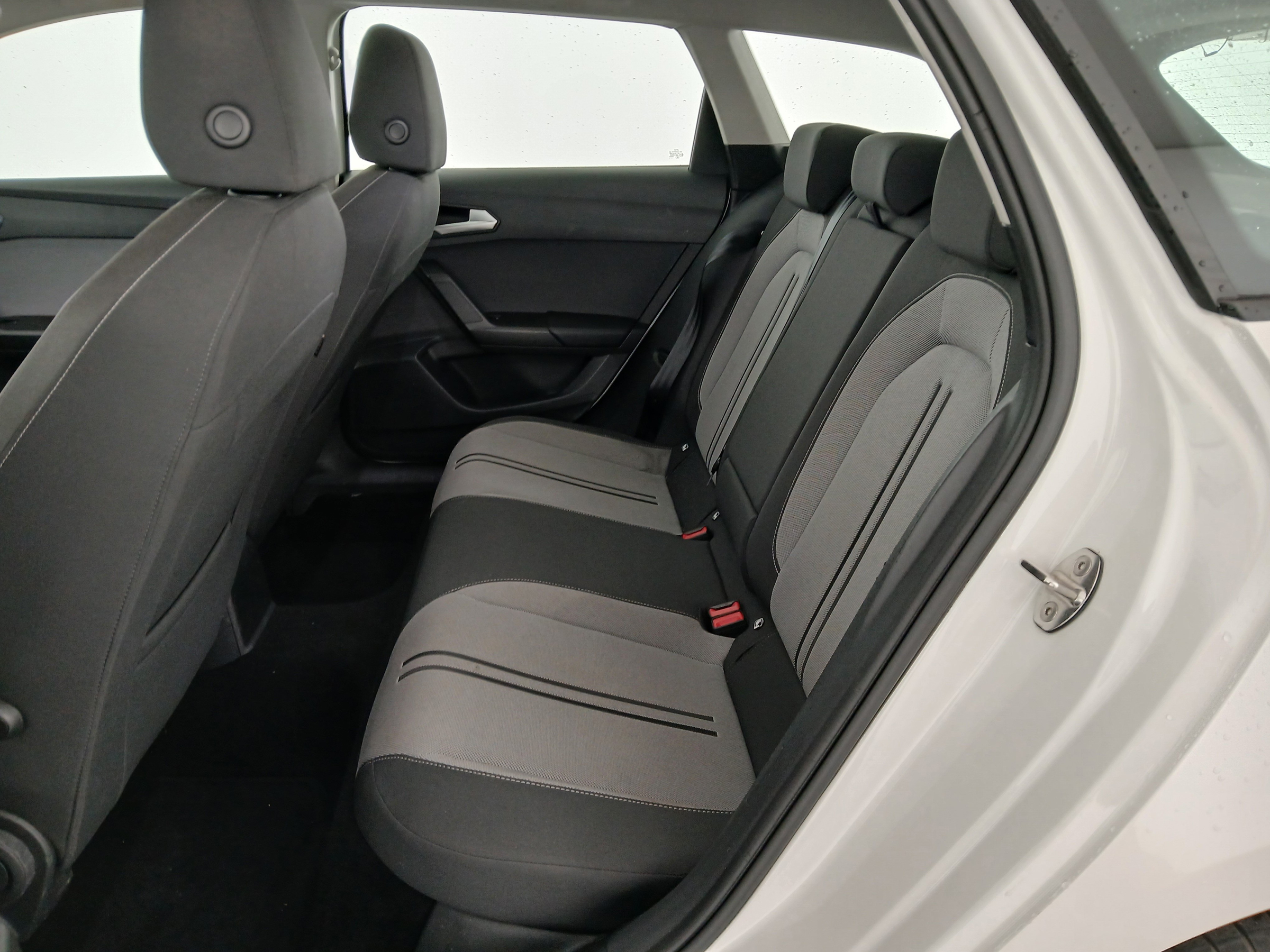 Seat Leon Sportstourer 2.0 TDI Style | Bild 25 von 30