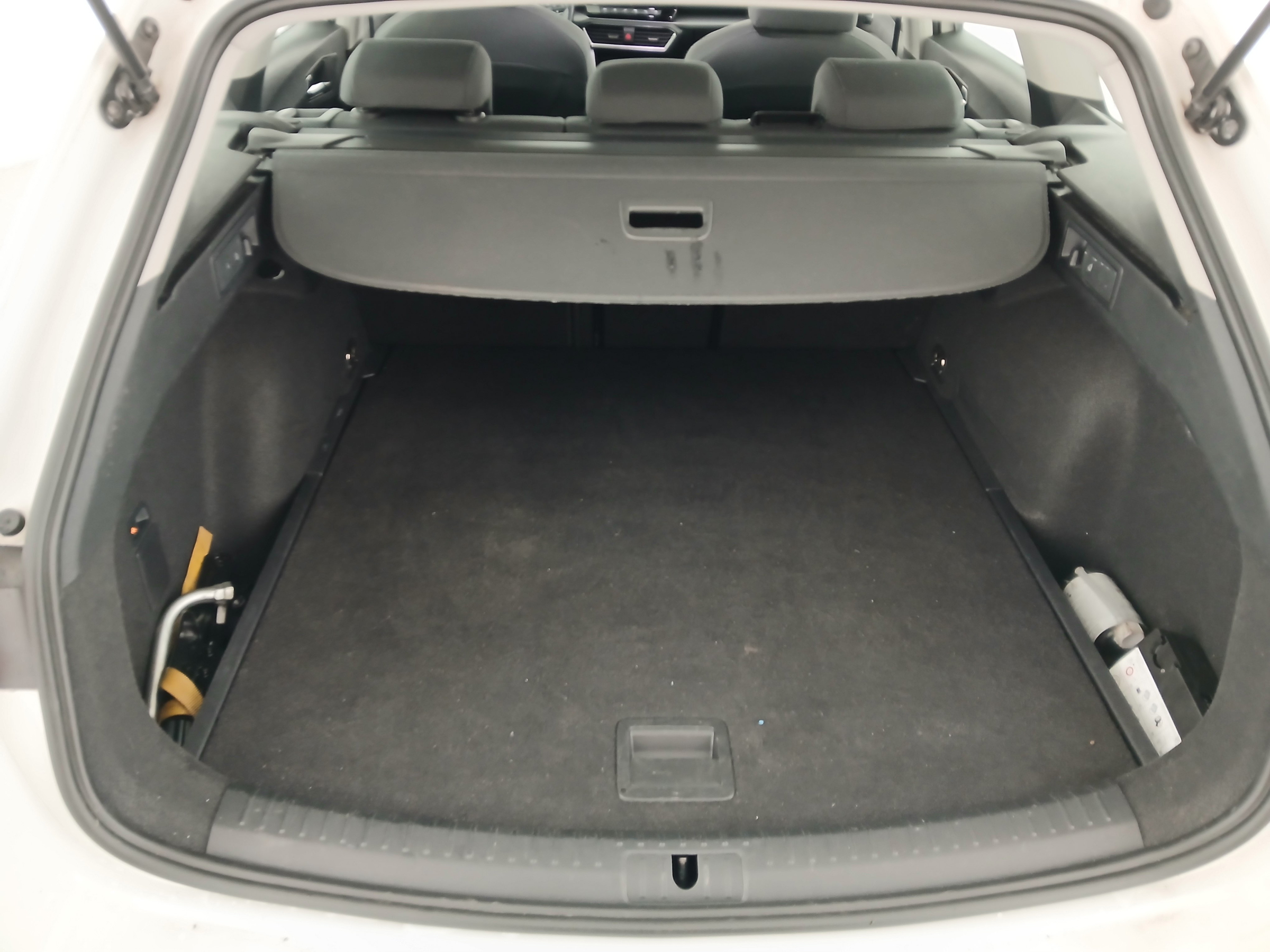 Seat Leon Sportstourer 2.0 TDI Style | Bild 26 von 30