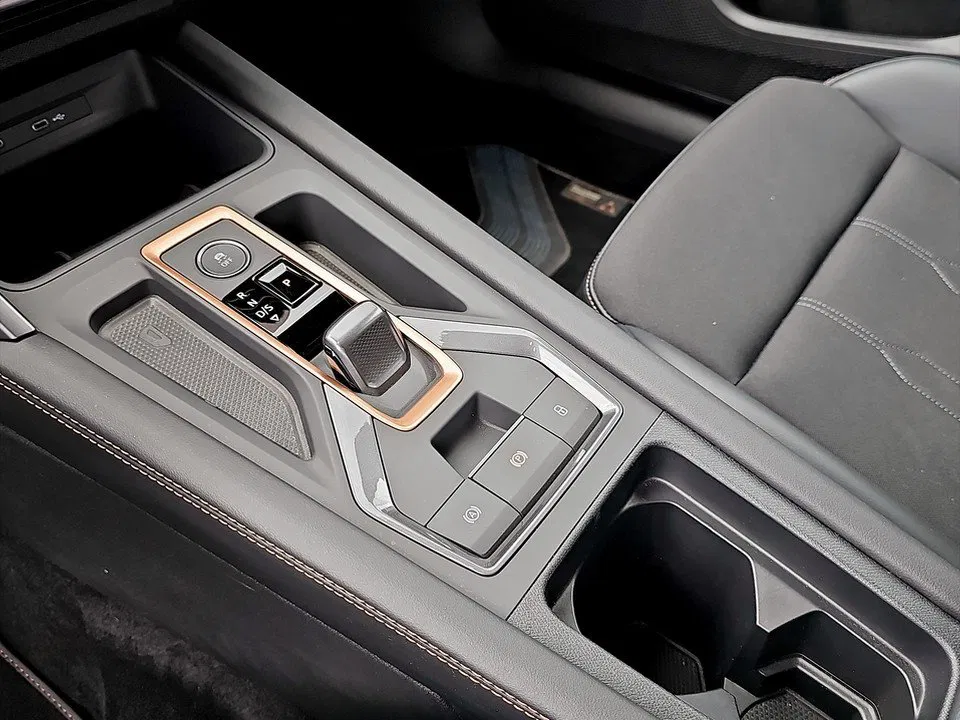 Cupra Formentor 1.5 eTSI DSG | Bild 18 von 21
