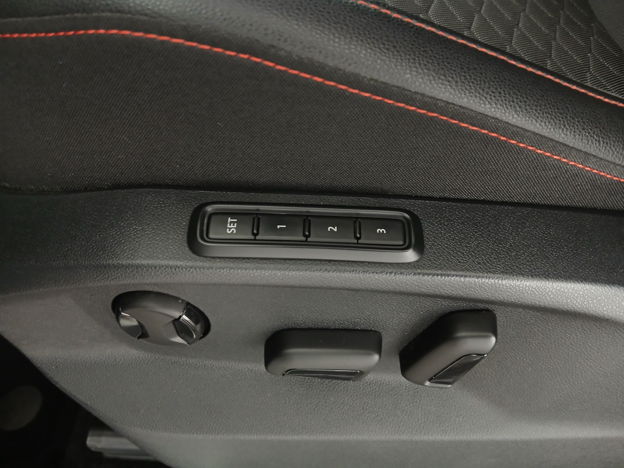 Seat Tarraco 2.0 TDI 4Drive FR | Bild 15 von 31