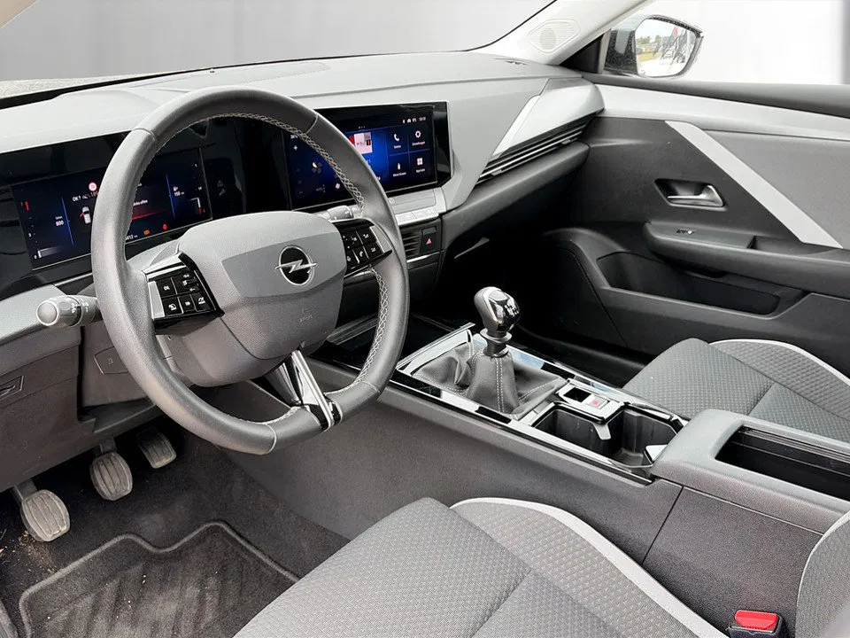 Opel Astra 1,2 Turbo Edition | Bild 9 von 23