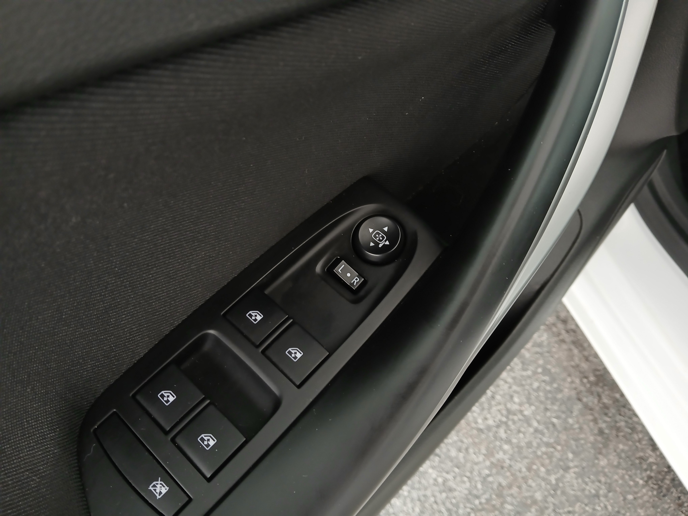 Opel Astra K 1.6 CDTI Edition | Bild 12 von 26