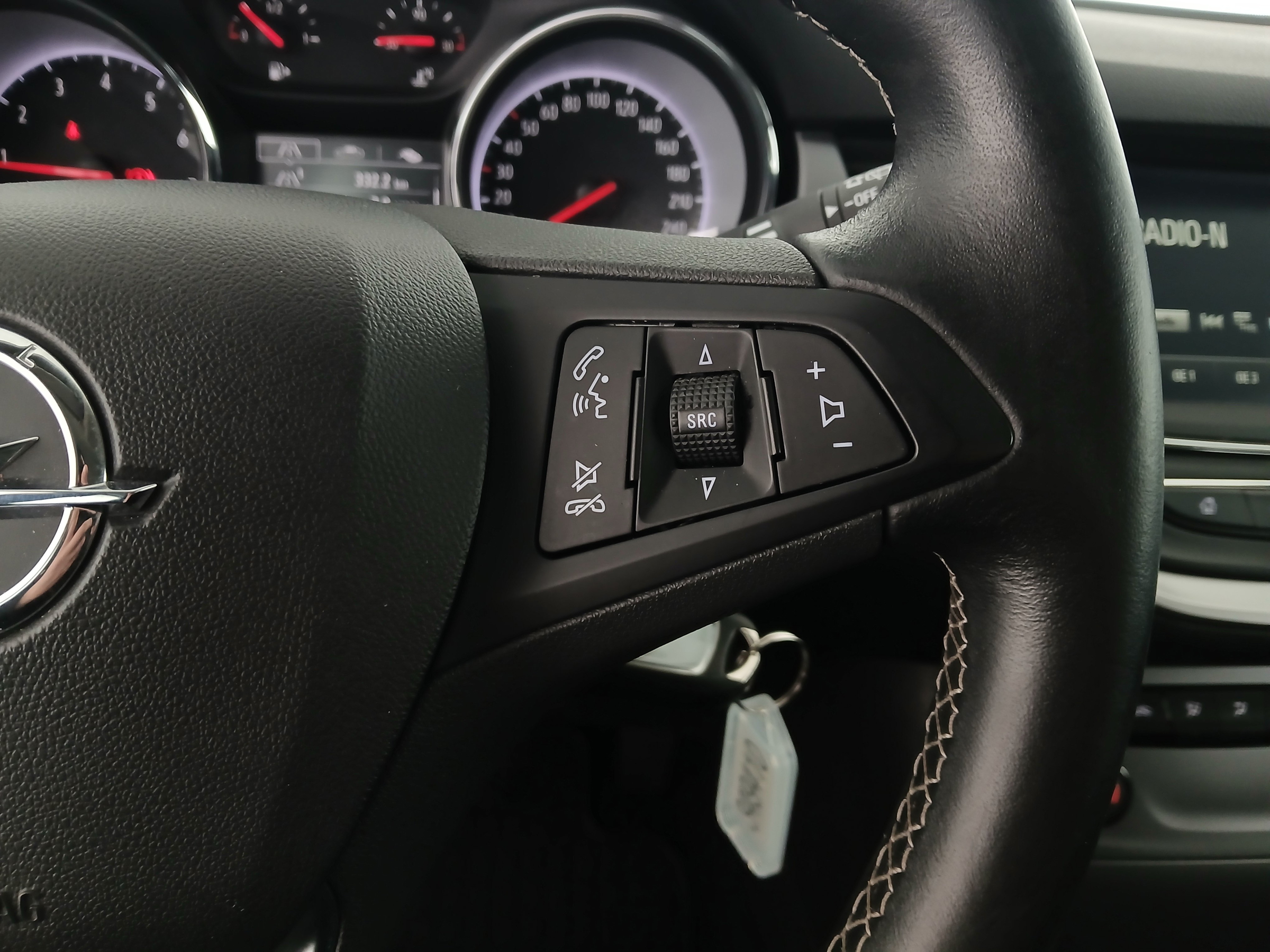 Opel Astra K 1.6 CDTI Edition | Bild 19 von 26