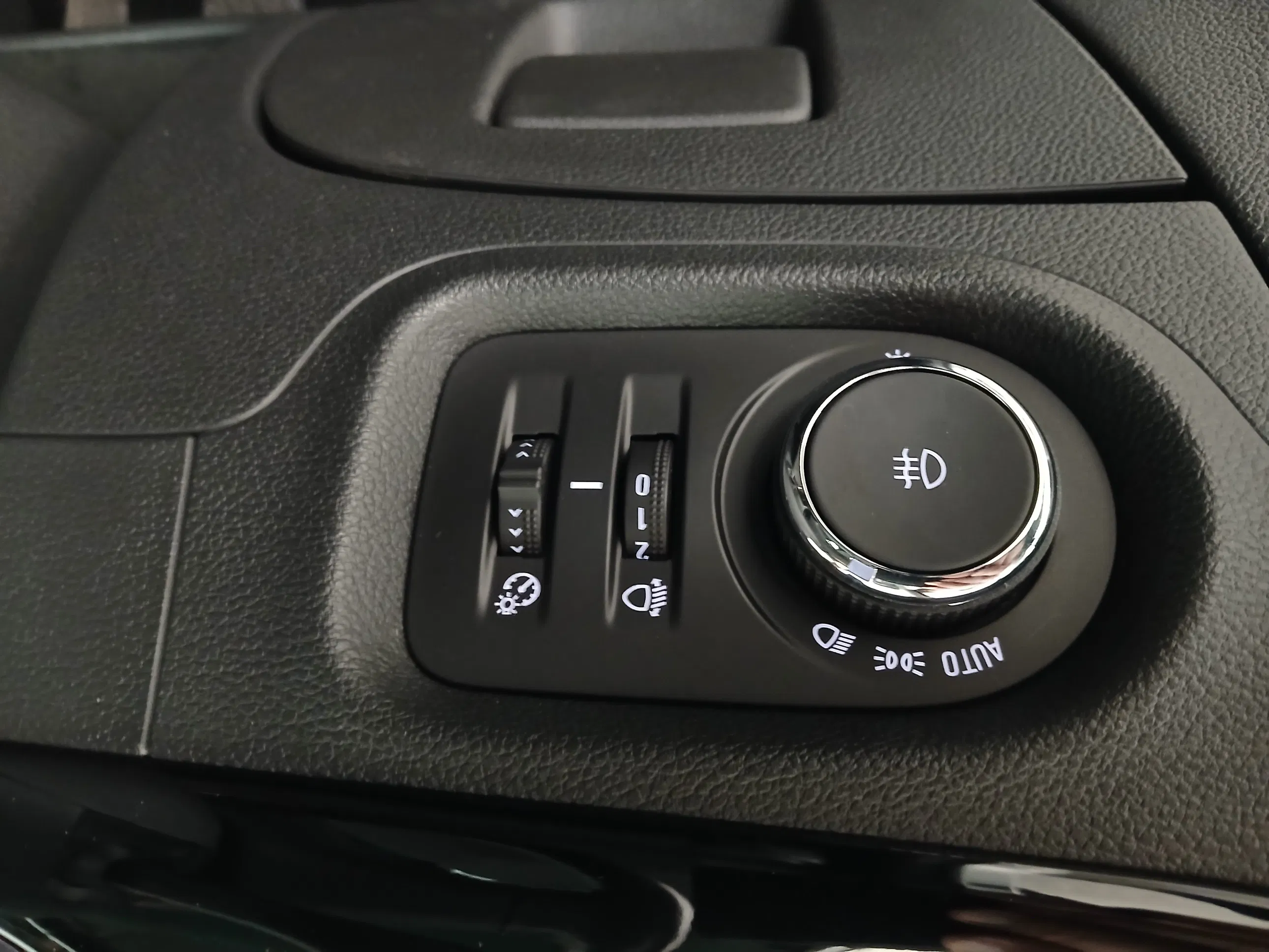 Opel Astra K Sports Tourer 1.2 Turbo Design & Tech | Bild 13 von 29