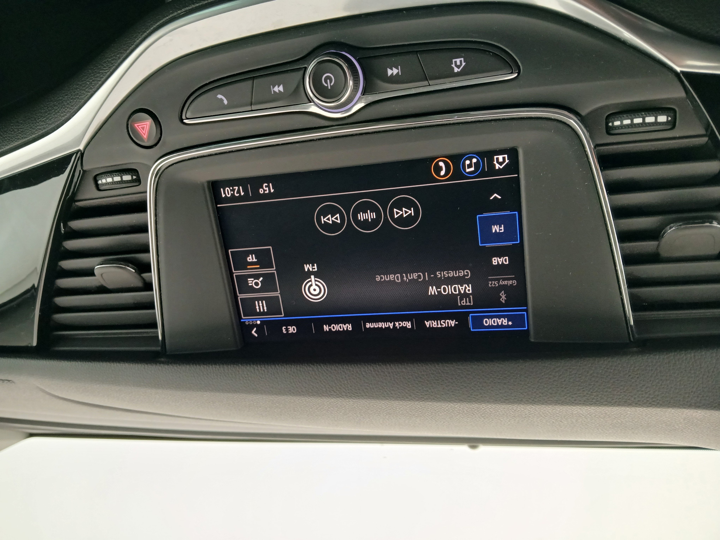 Opel Astra K Sports Tourer 1.2 Turbo Design & Tech | Bild 19 von 29