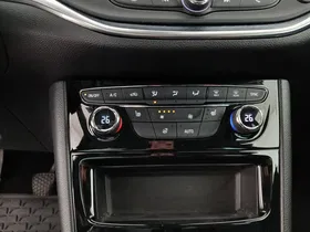 Opel Astra K Sports Tourer 1.2 Turbo Design & Tech | Thumbnail 24 von 29