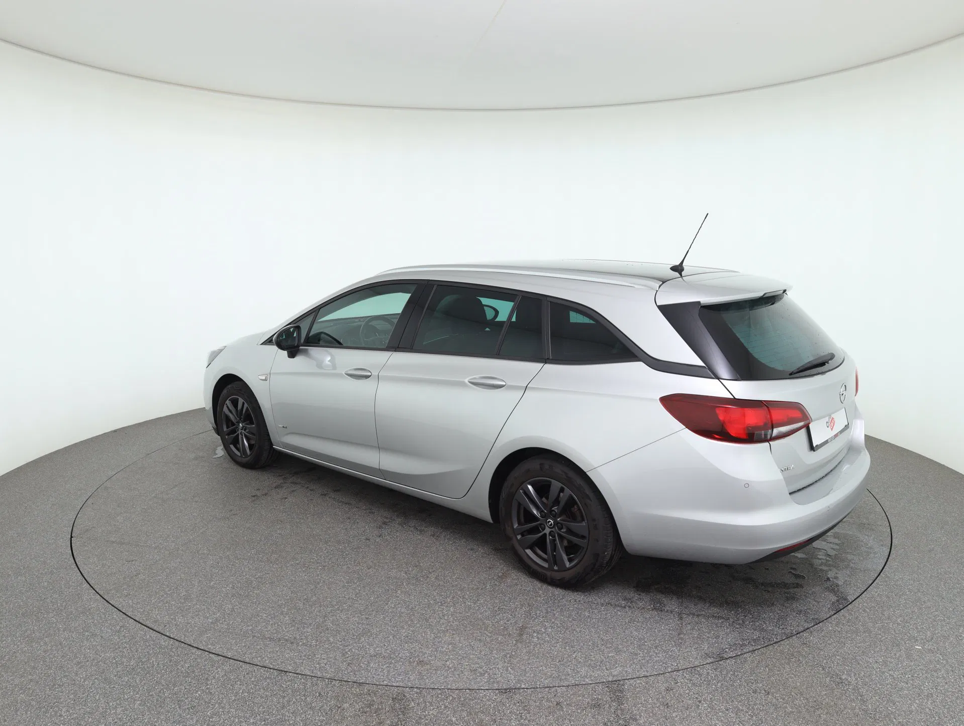 Opel Astra K Sports Tourer 1.2 Turbo Design & Tech | Bild 8 von 29