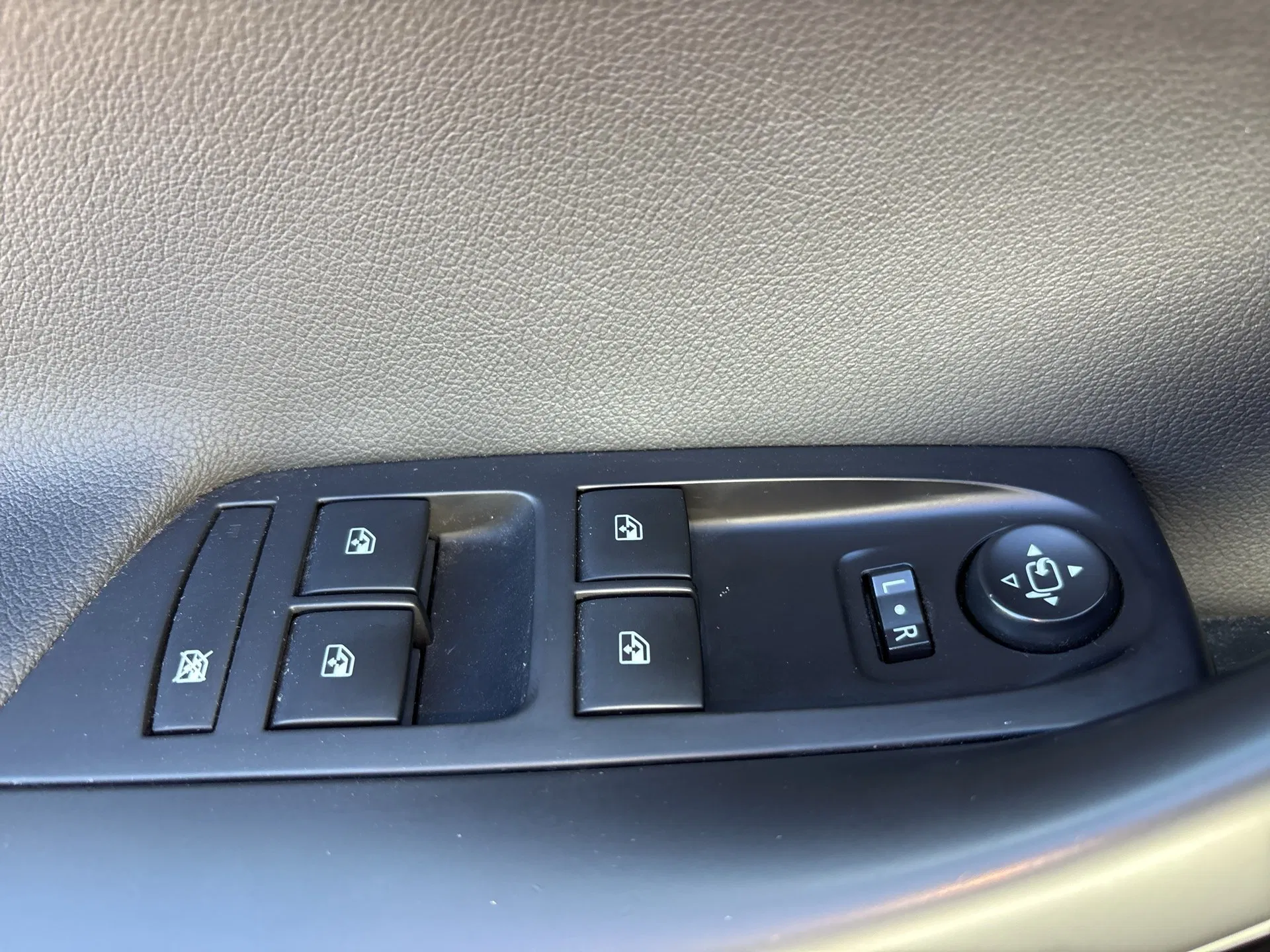 Opel Astra ST 1,5 CDTI Elegance | Bild 8 von 26