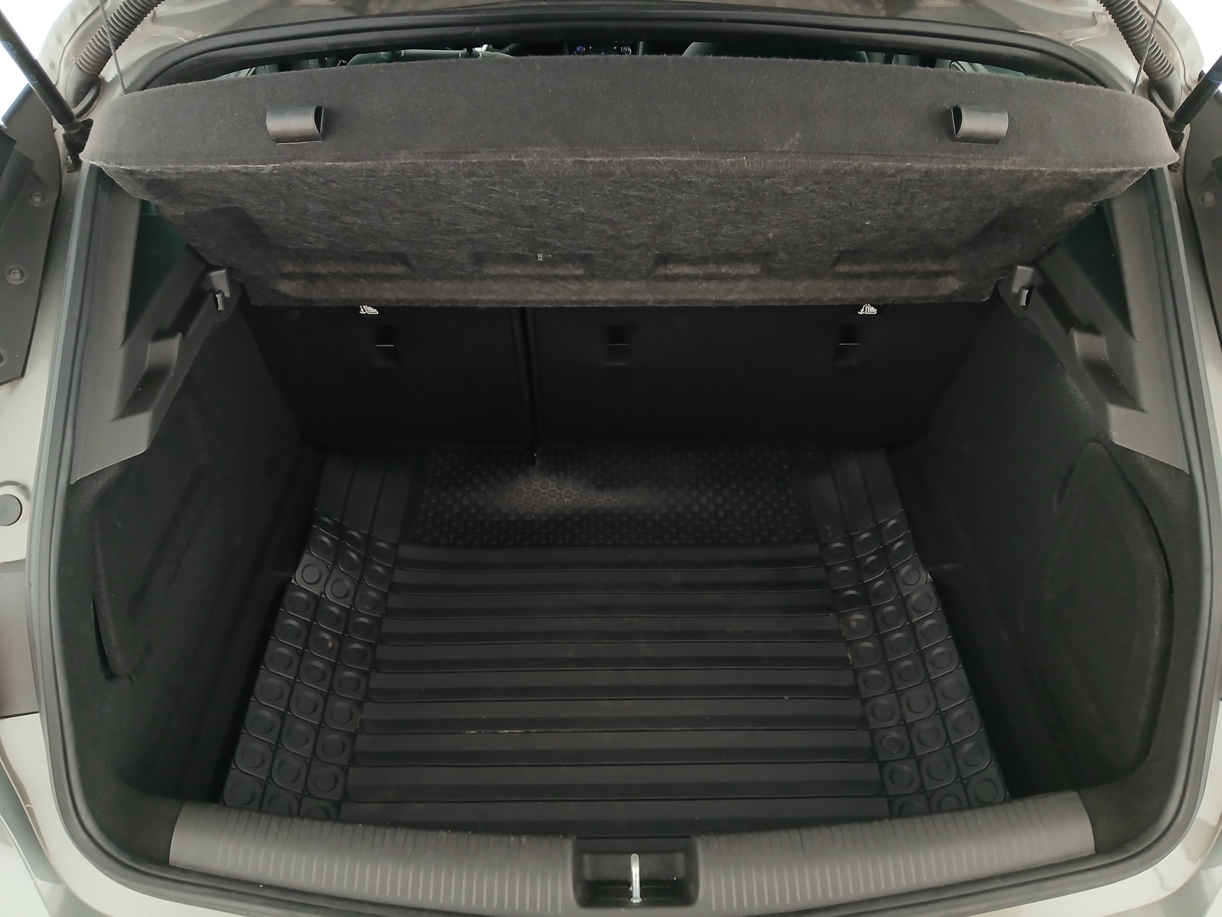 Opel Astra K 1.2 Turbo | Bild 24 von 24