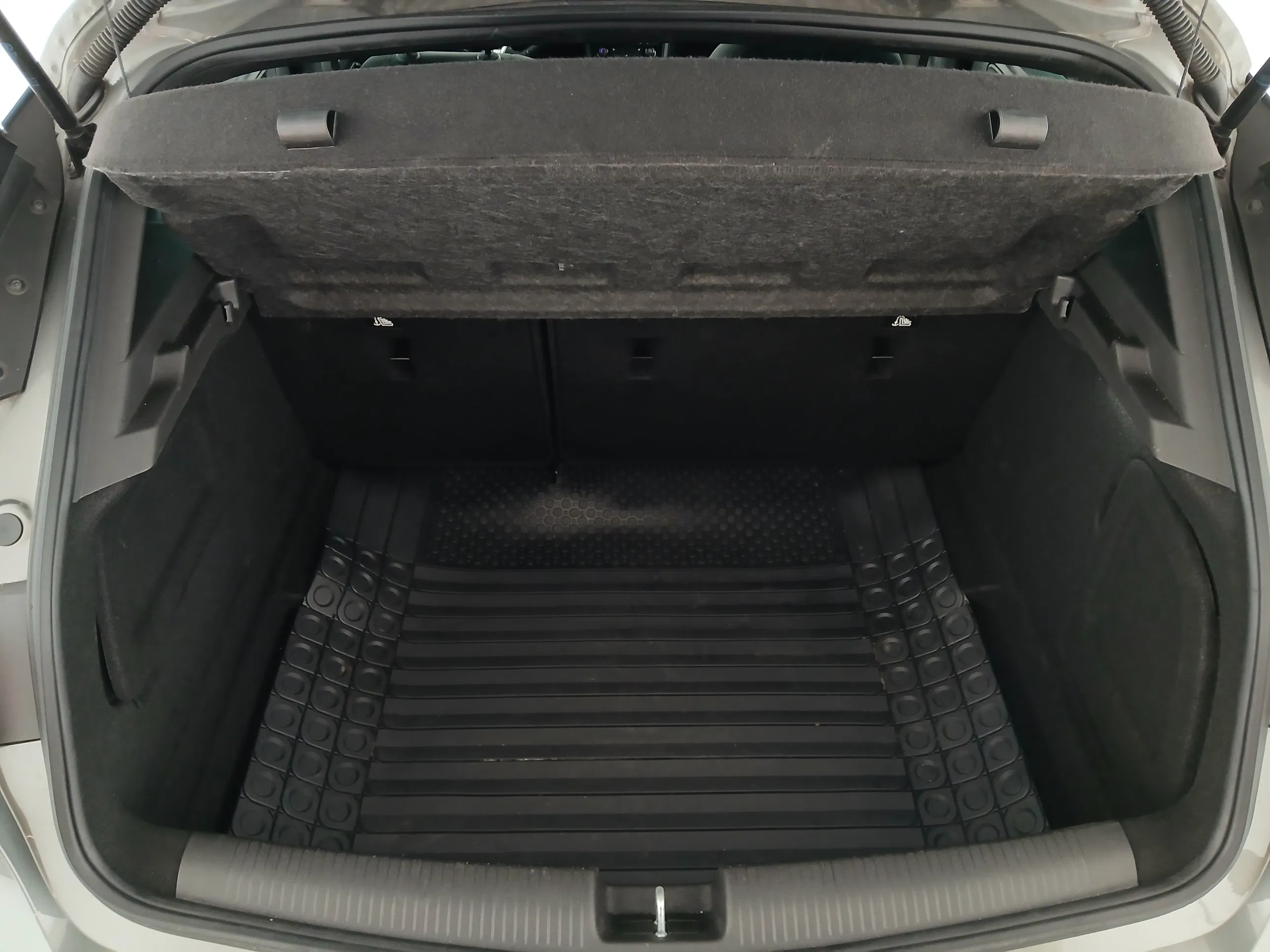 Opel Astra K 1.2 Turbo | Bild 24 von 24