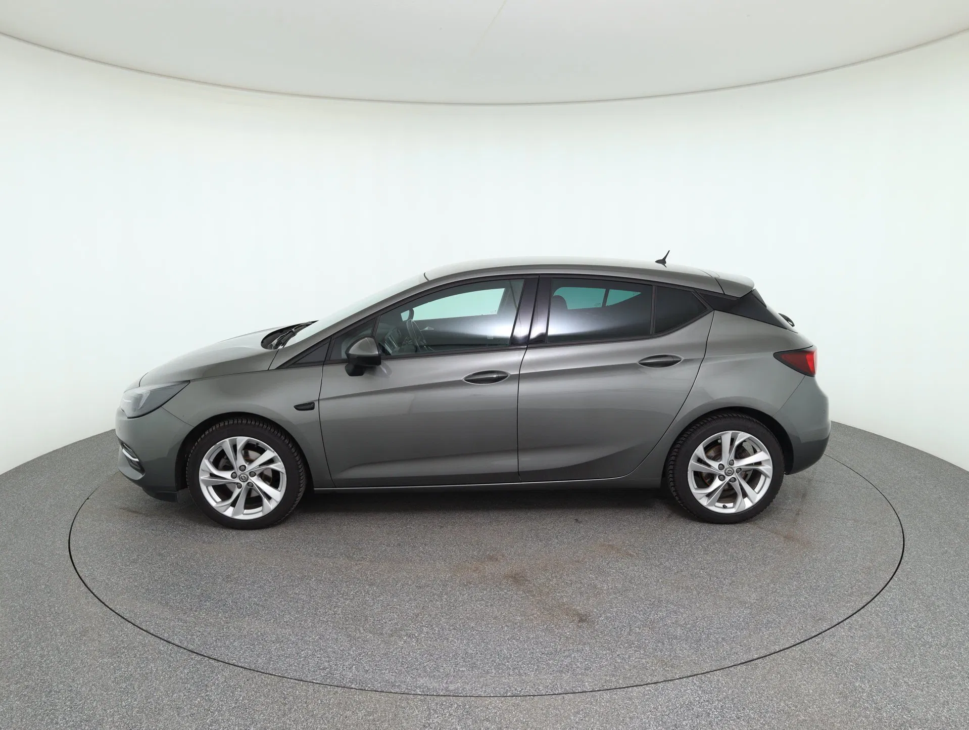 Opel Astra K 1.2 Turbo | Bild 9 von 24