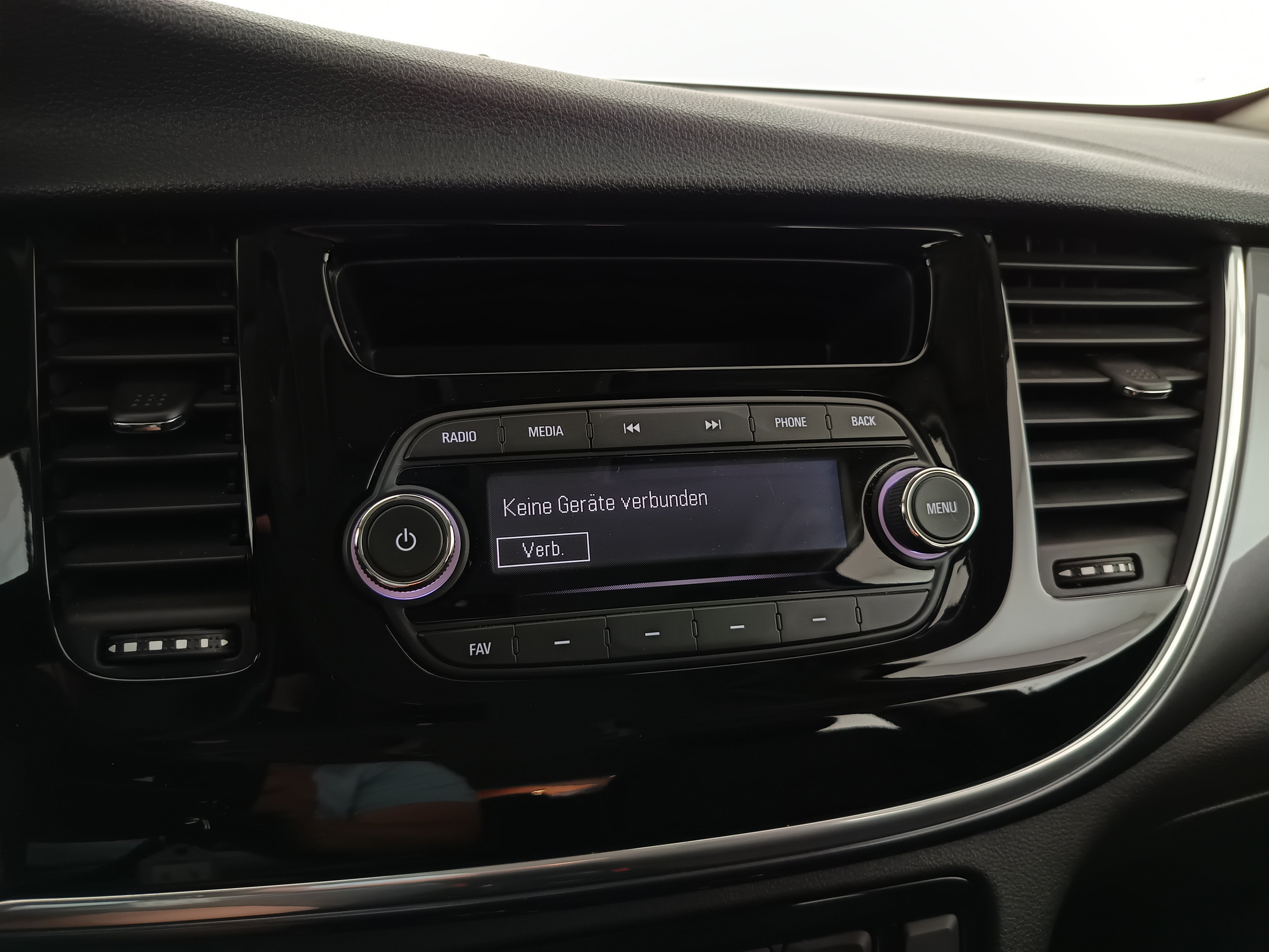 Opel Mokka X 1,4 Turbo Ecotec 120 Jahre Edition St | Bild 18 von 22