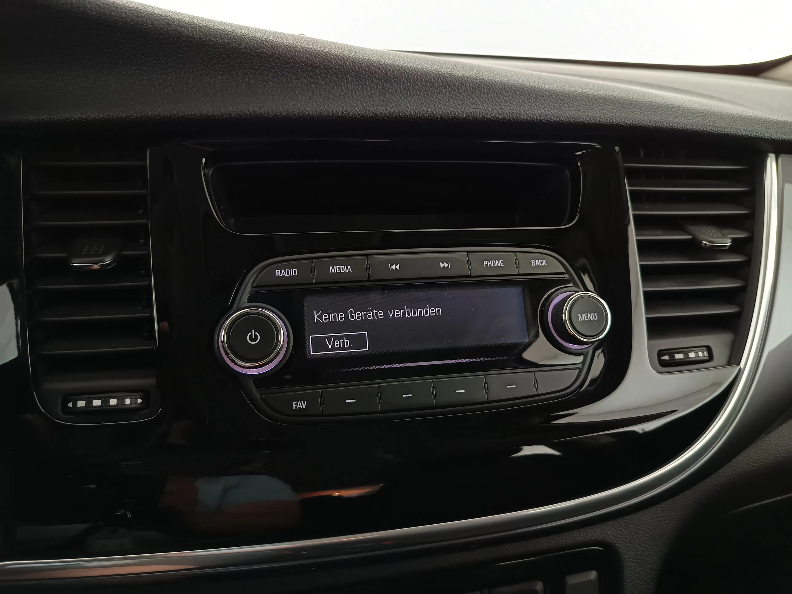 Opel Mokka X 1,4 Turbo Ecotec 120 Jahre Edition St | Bild 18 von 22