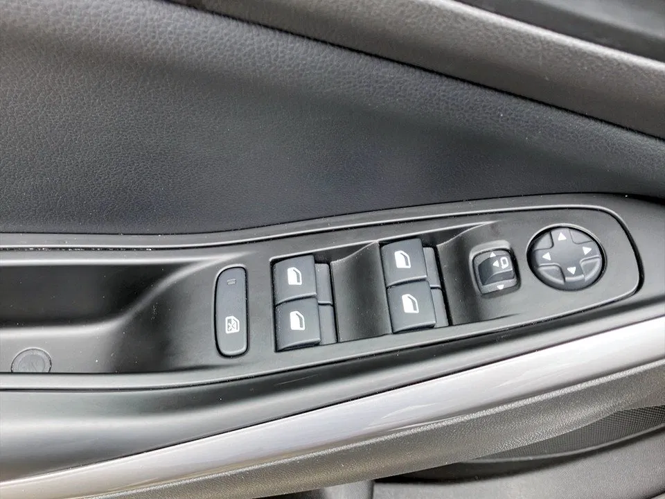 Opel Grandland X 1.5 D Busin. Elegance | Bild 17 von 24