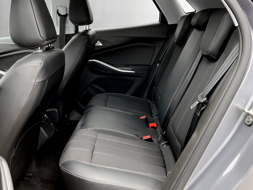 Opel Grandland X 1.5 D Busin. Elegance | Bild 10 von 24