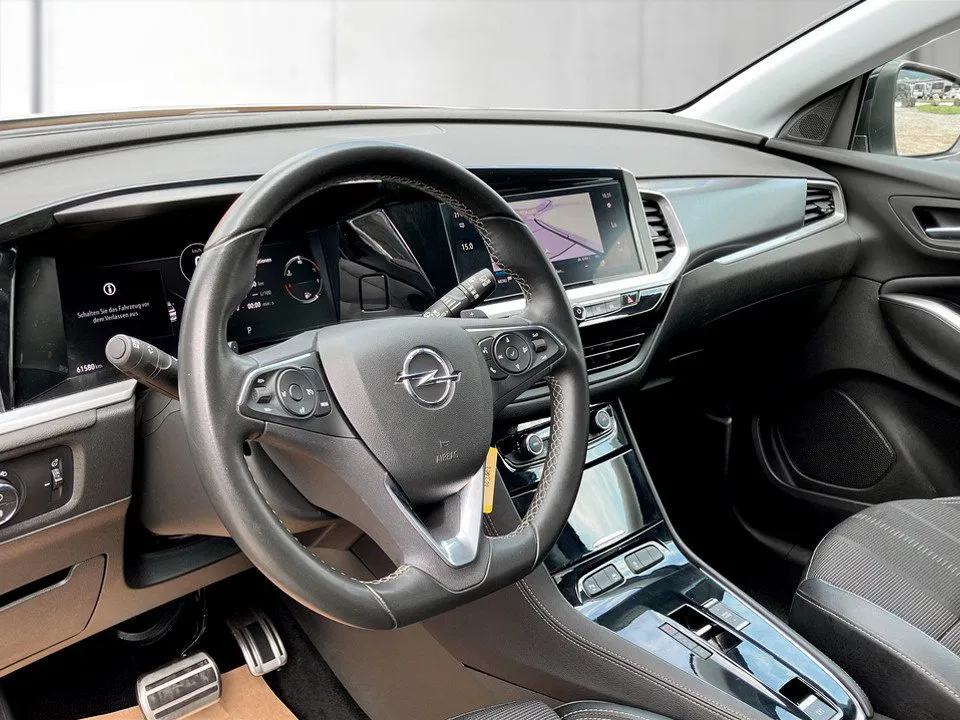 Opel Grandland X 1.5 D Busin. Elegance | Bild 8 von 24