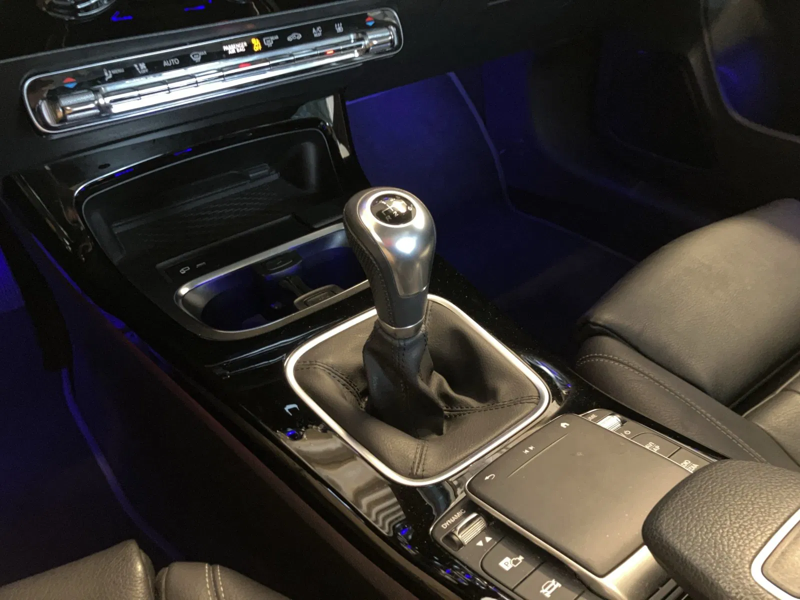 Mercedes-Benz CLA 180d Progressive | Bild 10 von 18