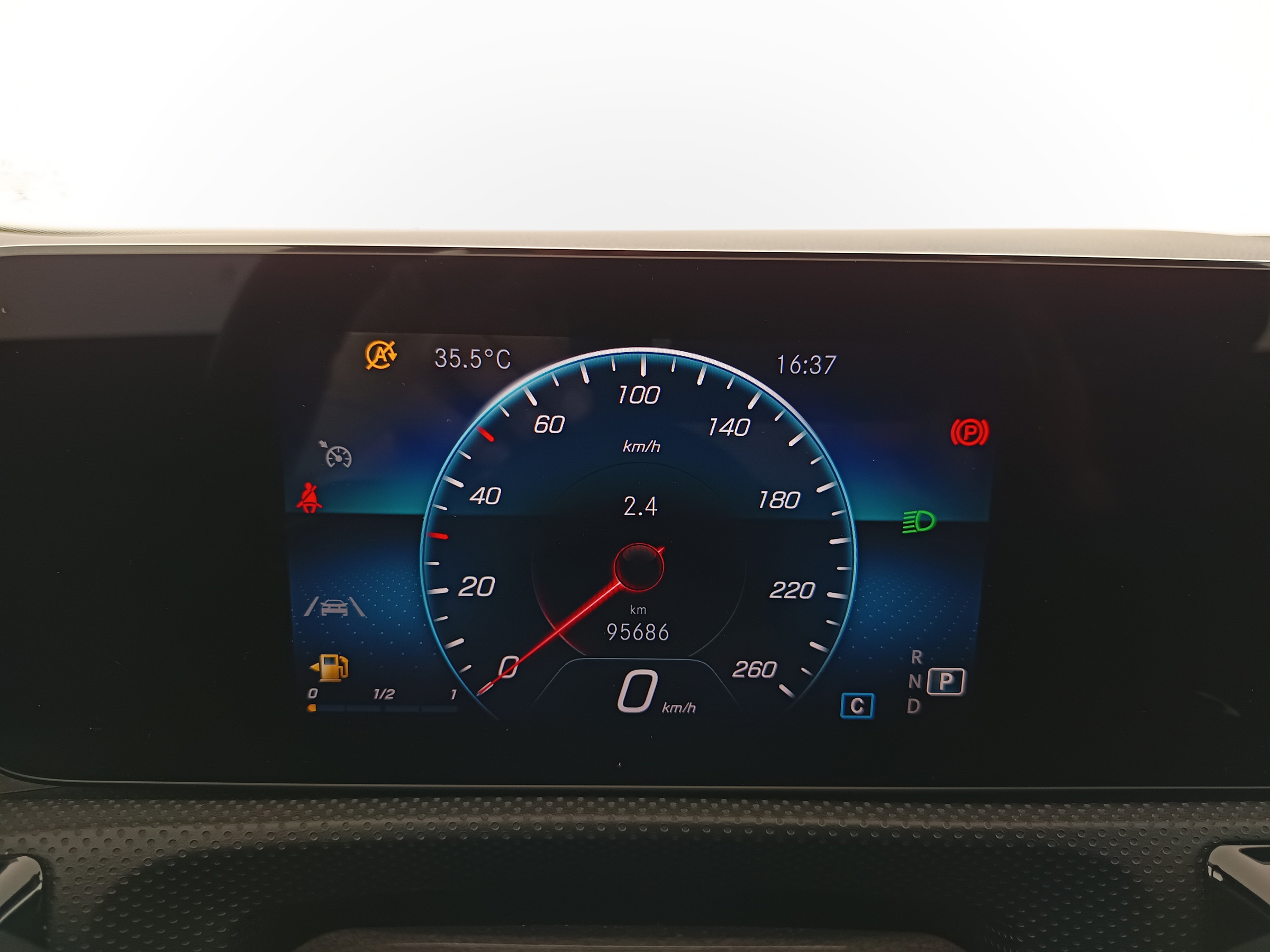 Mercedes-Benz CLA 180 d Aut. | Bild 16 von 30