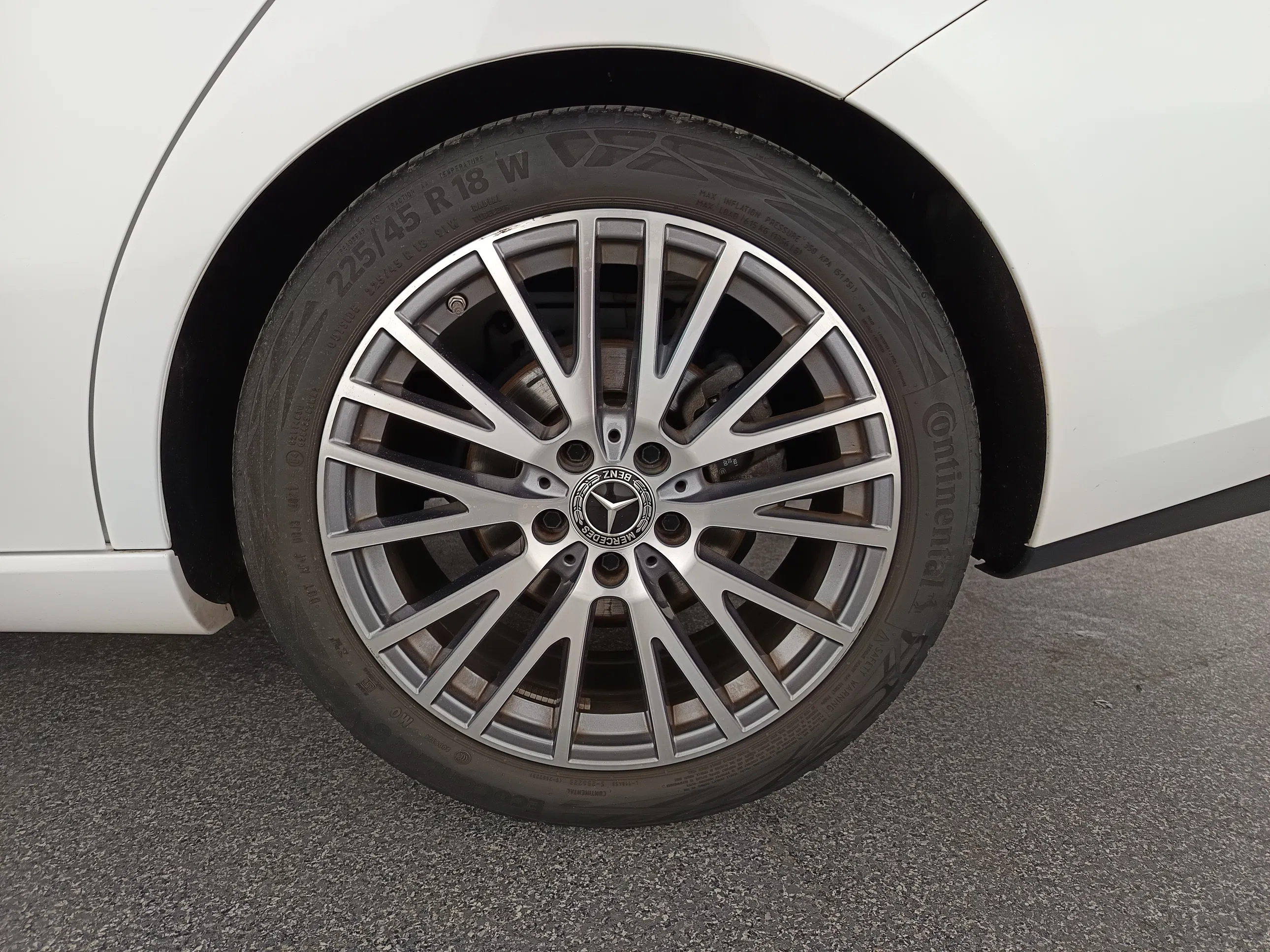 Mercedes-Benz CLA 180 d Aut. | Bild 10 von 30