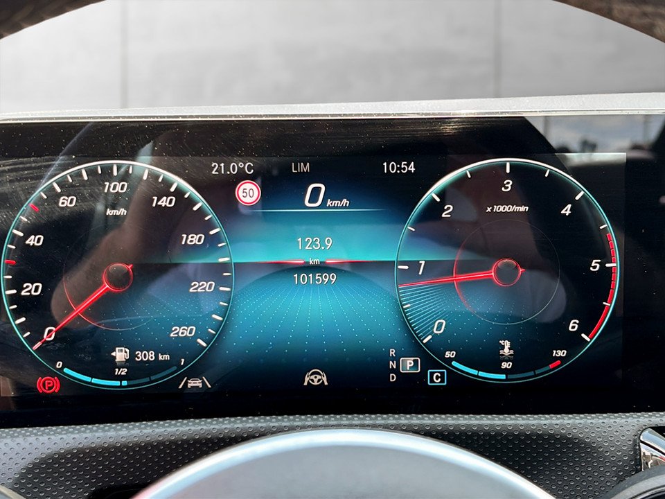 Mercedes-Benz CLA 200d | Bild 13 von 24