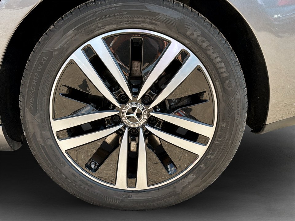 Mercedes-Benz CLA 200d | Bild 6 von 24