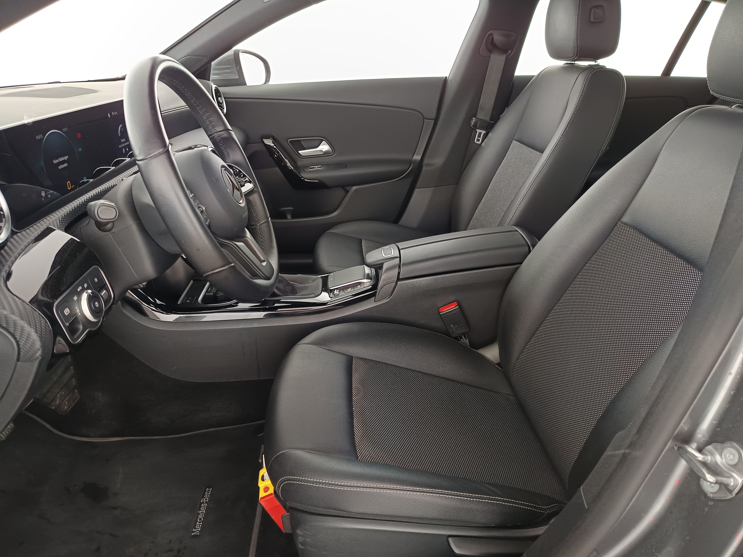 Mercedes-Benz CLA 180 d Shooting Brake | Bild 13 von 30