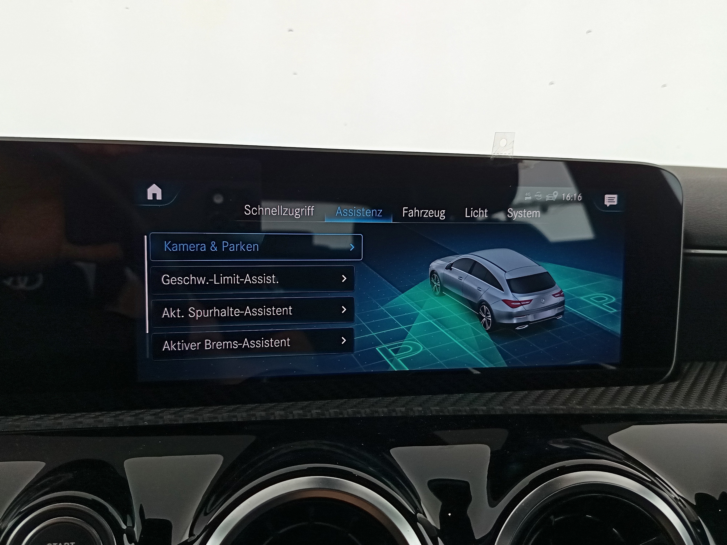 Mercedes-Benz CLA 180 d Shooting Brake | Bild 20 von 30