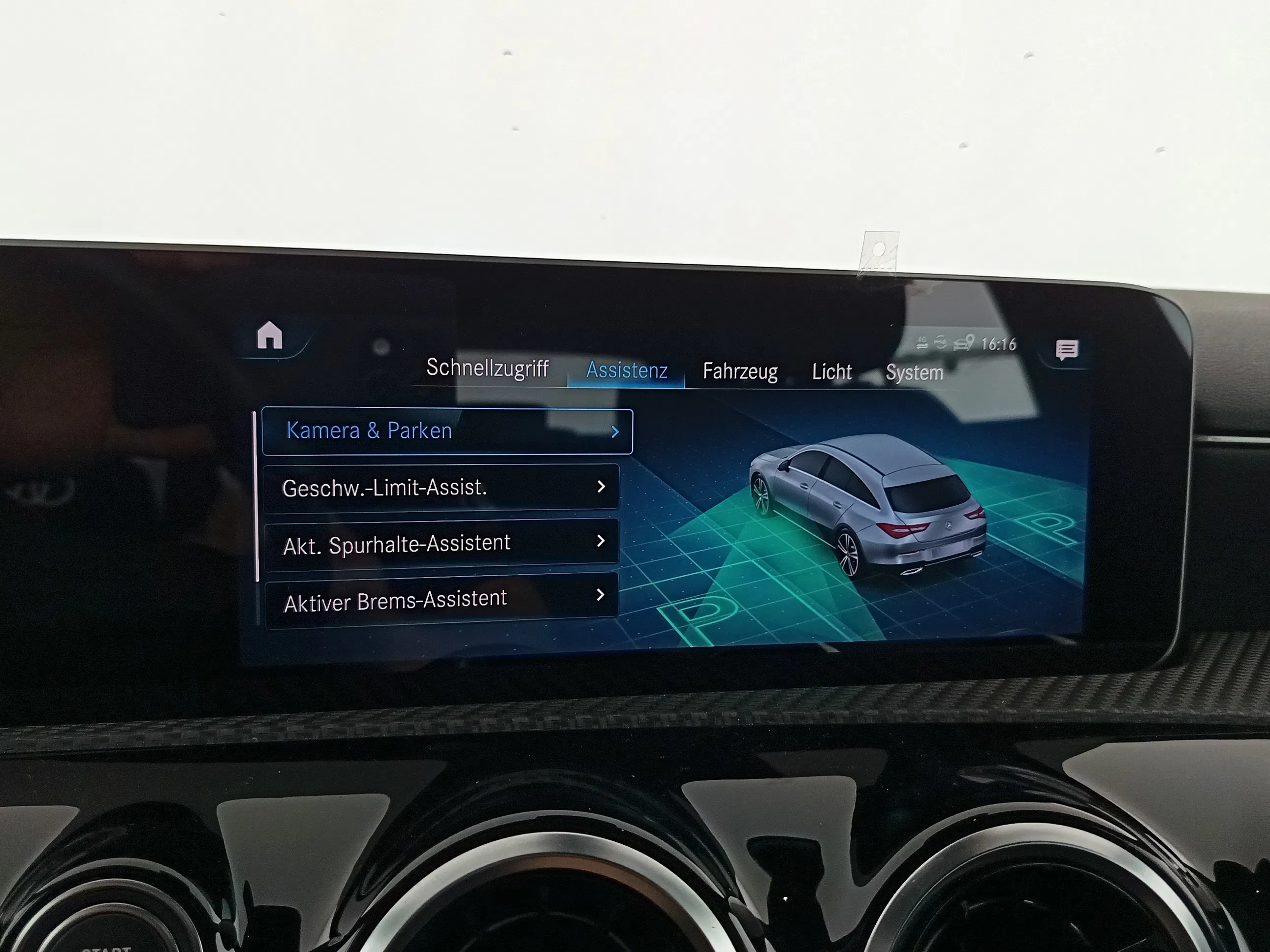 Mercedes-Benz CLA 180 d Shooting Brake | Bild 20 von 30