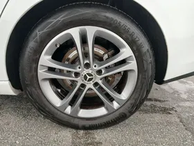 Mercedes-Benz CLA 180 d Shooting Brake | Thumbnail 2 von 20