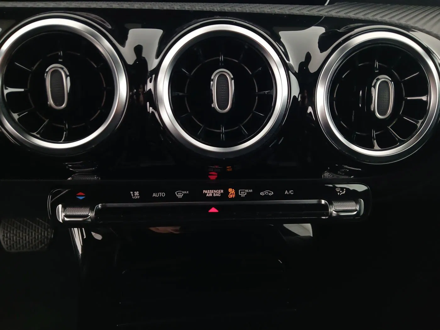 Mercedes-Benz CLA 180 d Shooting Brake | Bild 14 von 20