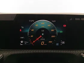 Mercedes-Benz CLA 180 d Shooting Brake | Thumbnail 15 von 20