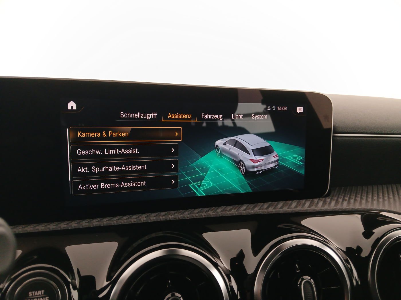 Mercedes-Benz CLA 180 d Shooting Brake | Bild 16 von 20