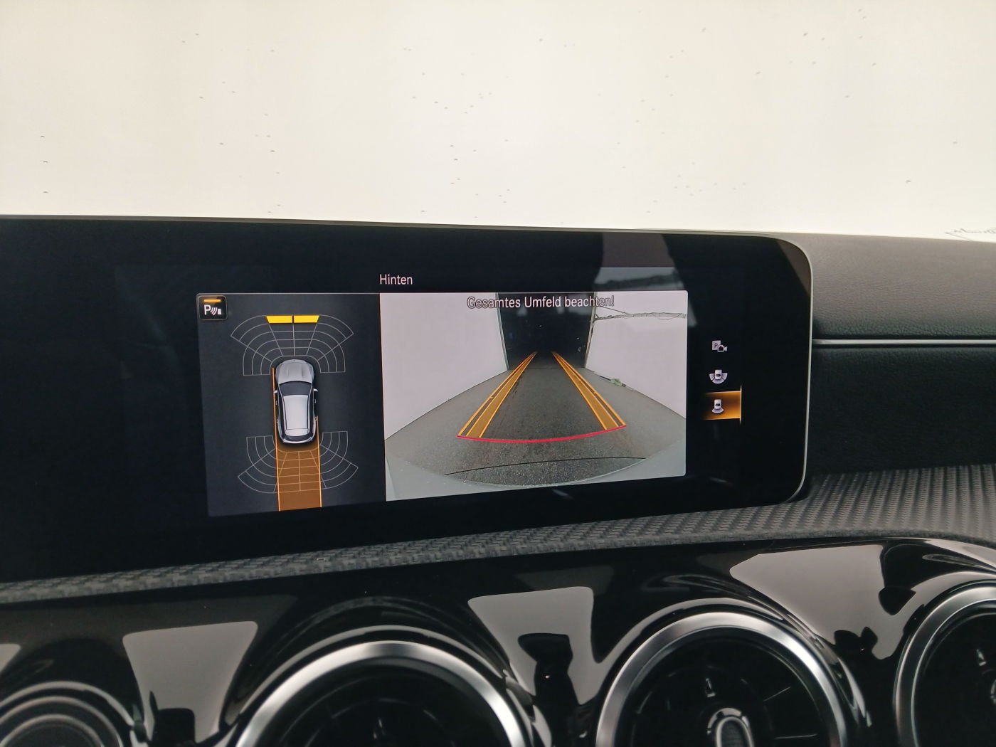 Mercedes-Benz CLA 180 d Shooting Brake | Bild 20 von 20