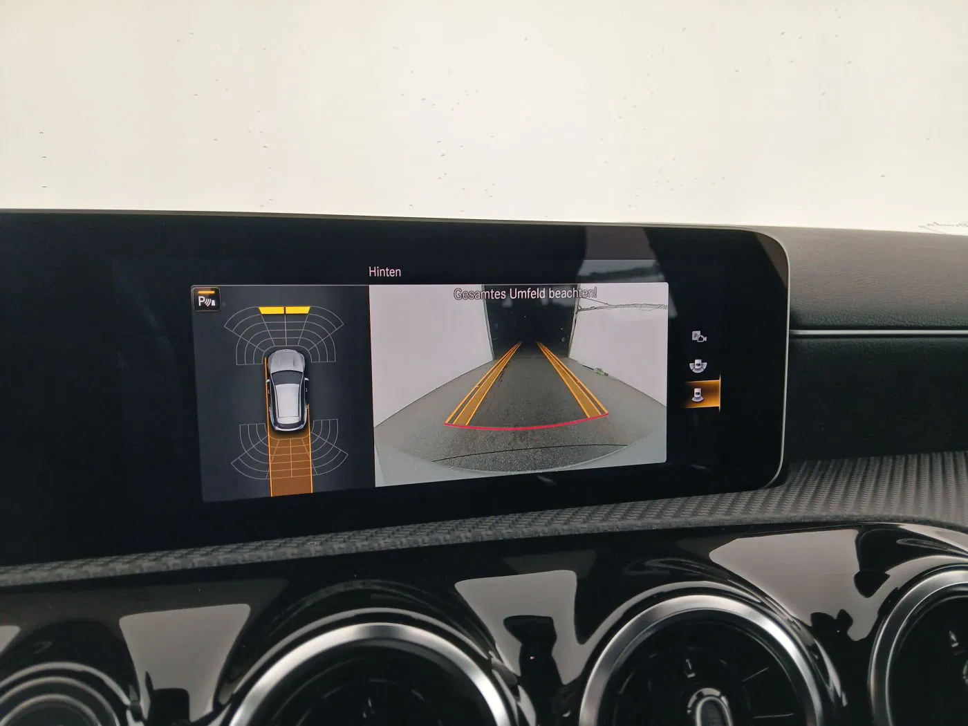 Mercedes-Benz CLA 180 d Shooting Brake | Bild 20 von 20