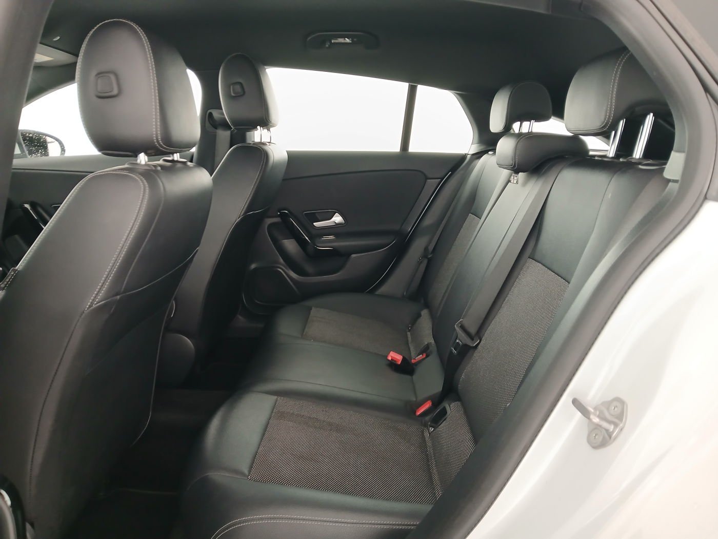 Mercedes-Benz CLA 180 d Shooting Brake | Bild 4 von 20