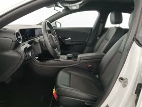 Mercedes-Benz CLA 180 d Shooting Brake | Thumbnail 5 von 20