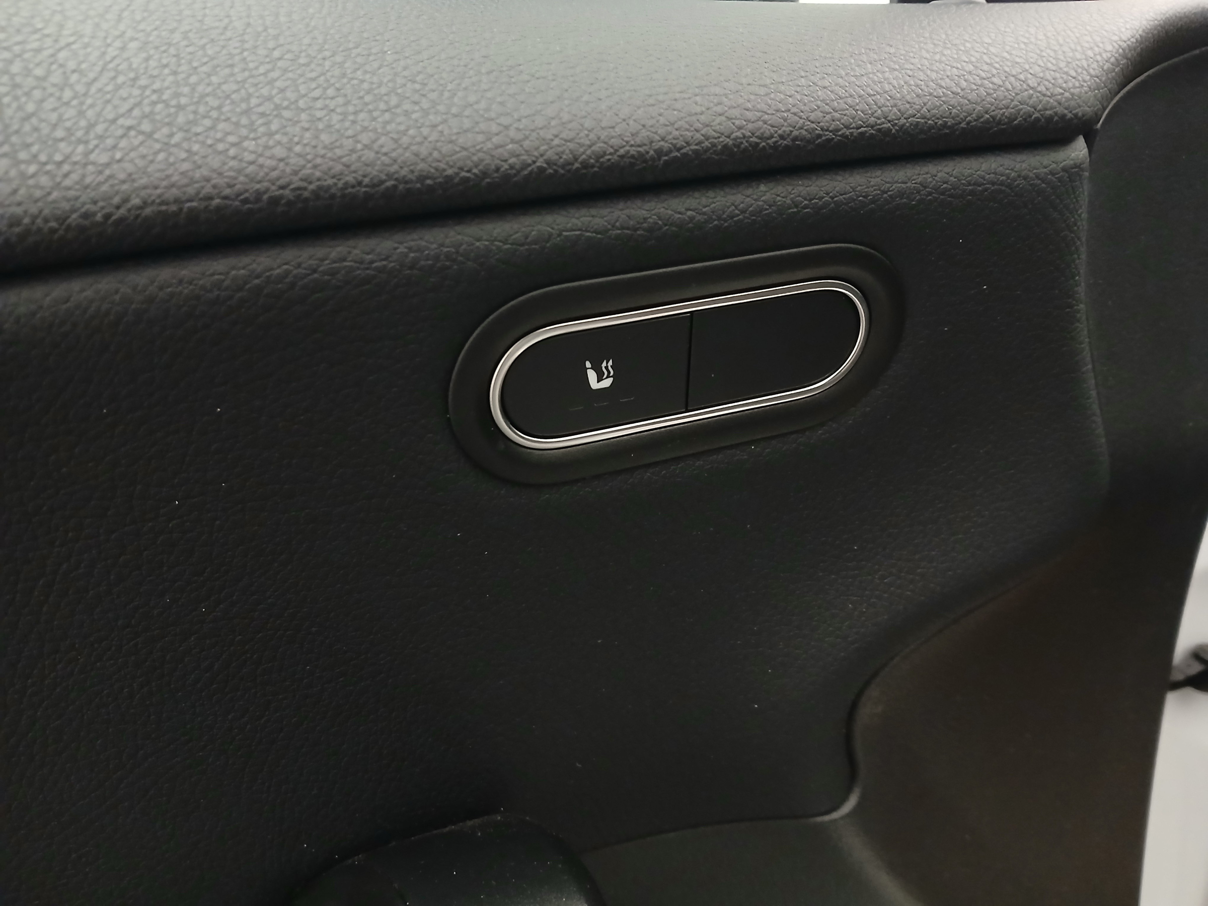 Mercedes-Benz CLA 180 d Shooting Brake | Bild 12 von 30