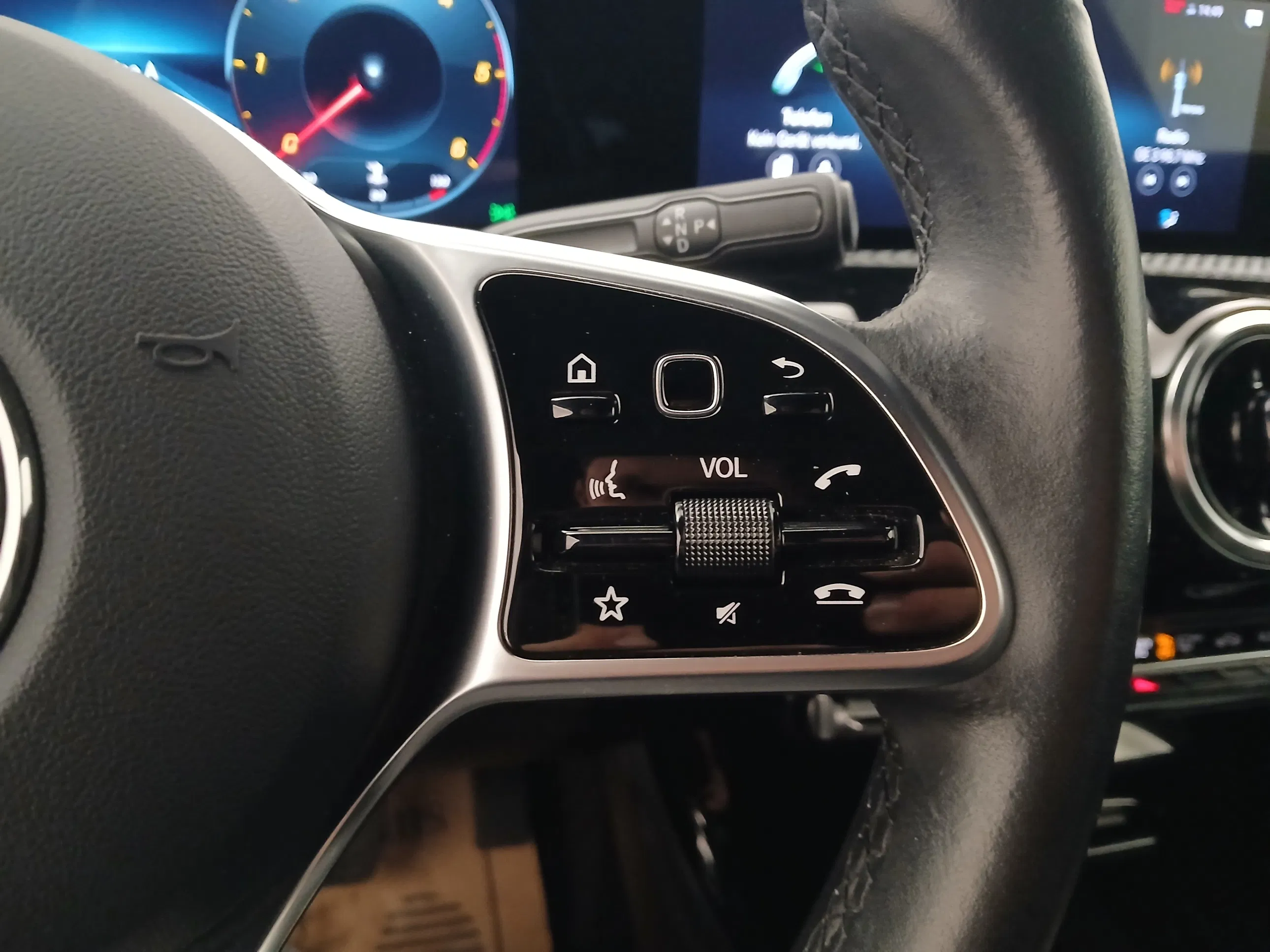 Mercedes-Benz CLA 180 d Shooting Brake | Bild 18 von 30