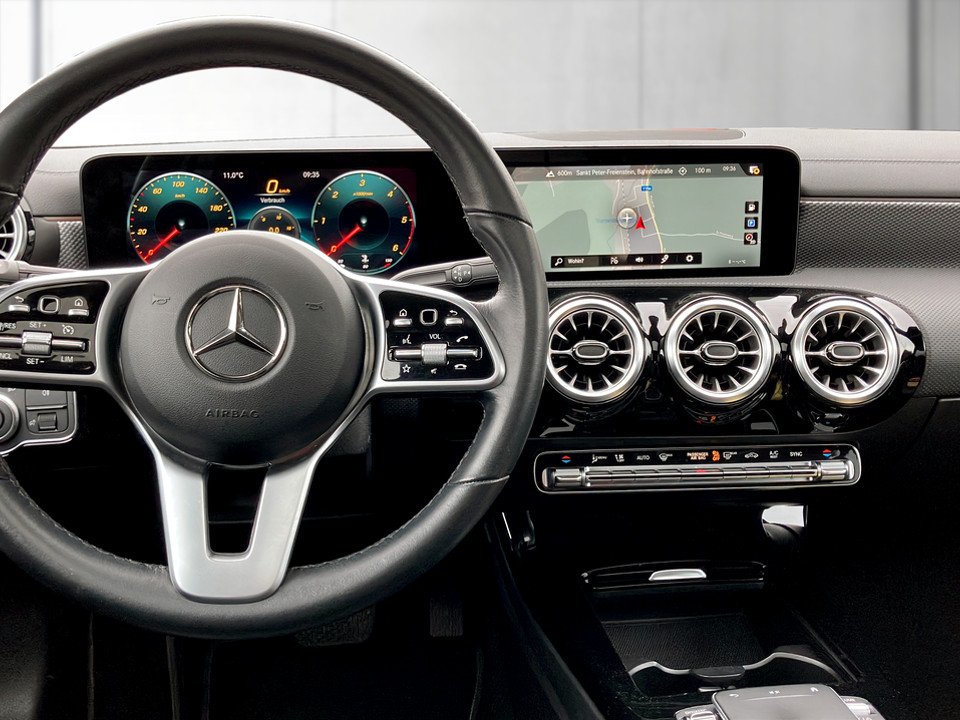 Mercedes-Benz CLA 180d SB Progr. Aut. | Bild 13 von 26